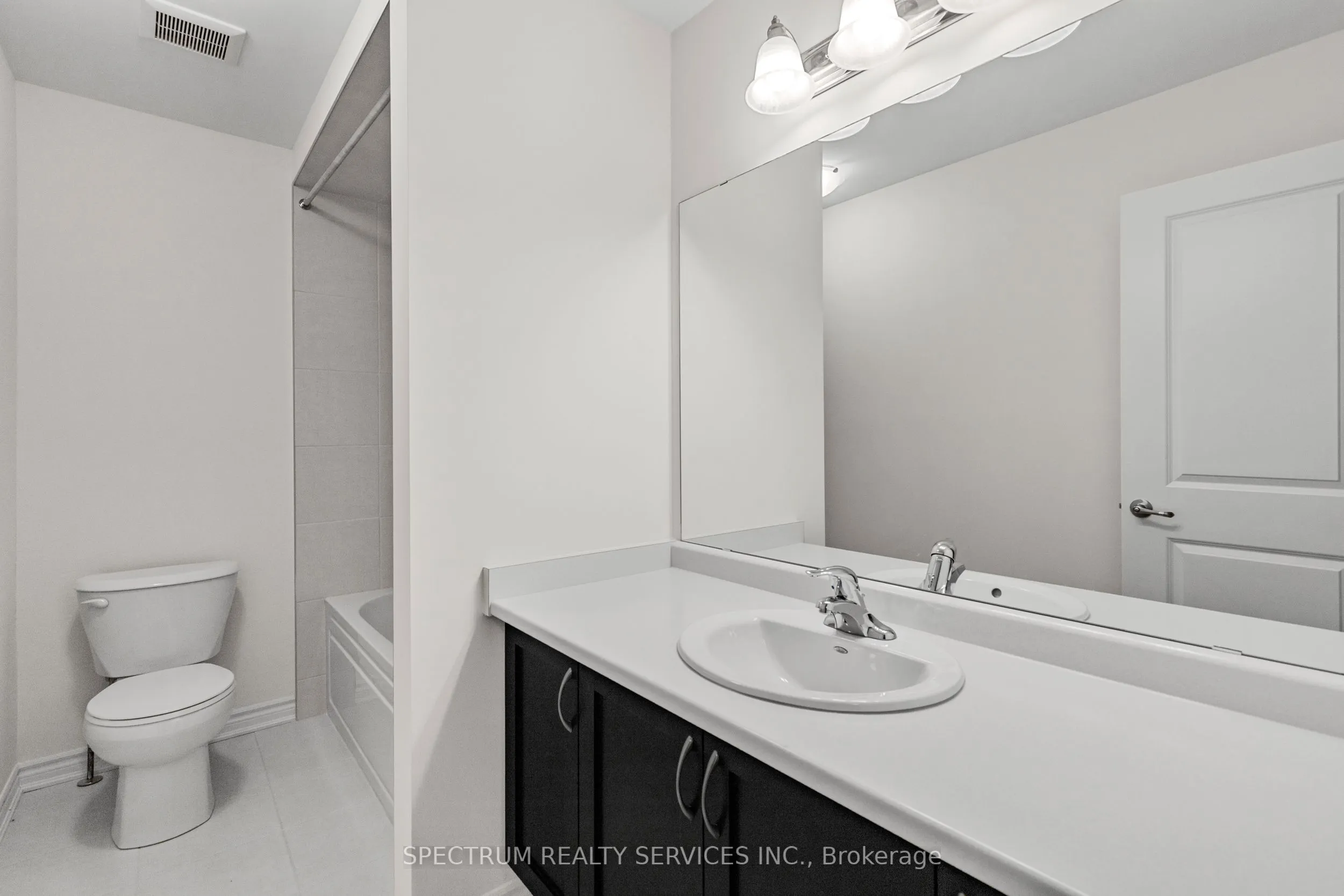 305 Garner Road W, #66