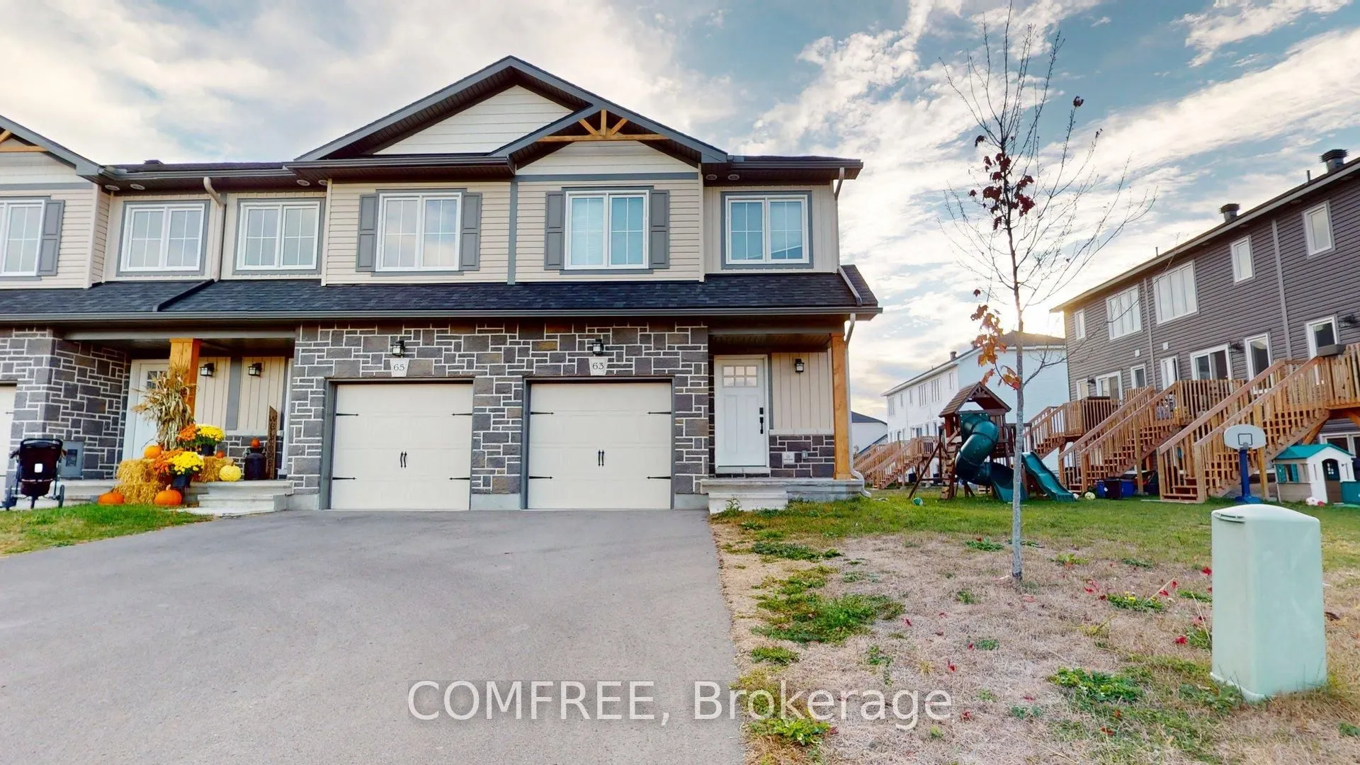 63 Whitcomb Crescent