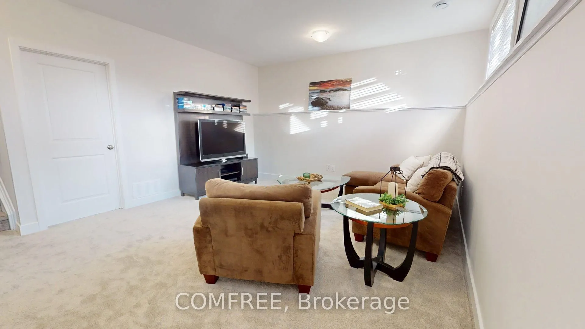63 Whitcomb Crescent