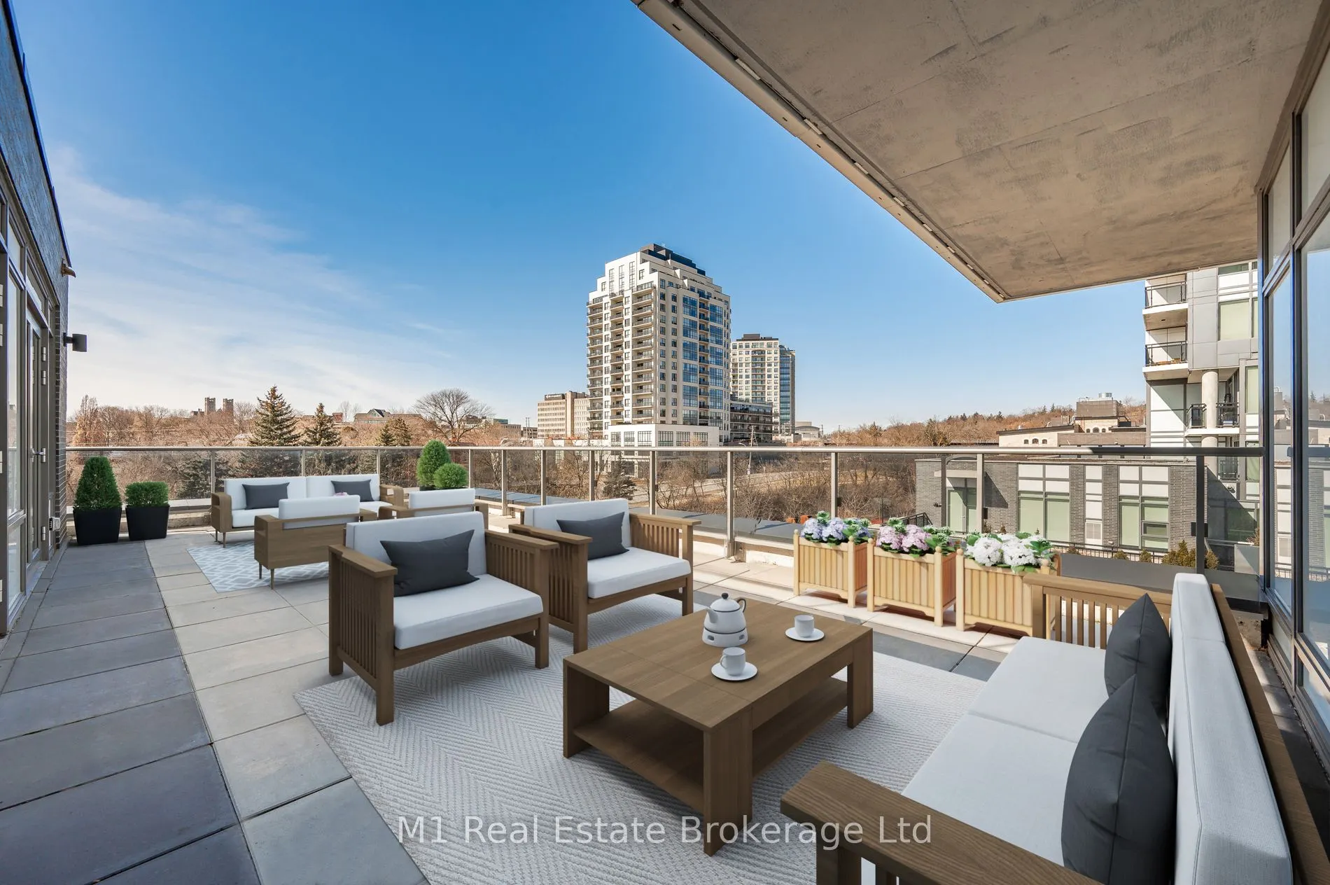 73 ARTHUR Street S, #RRC1
