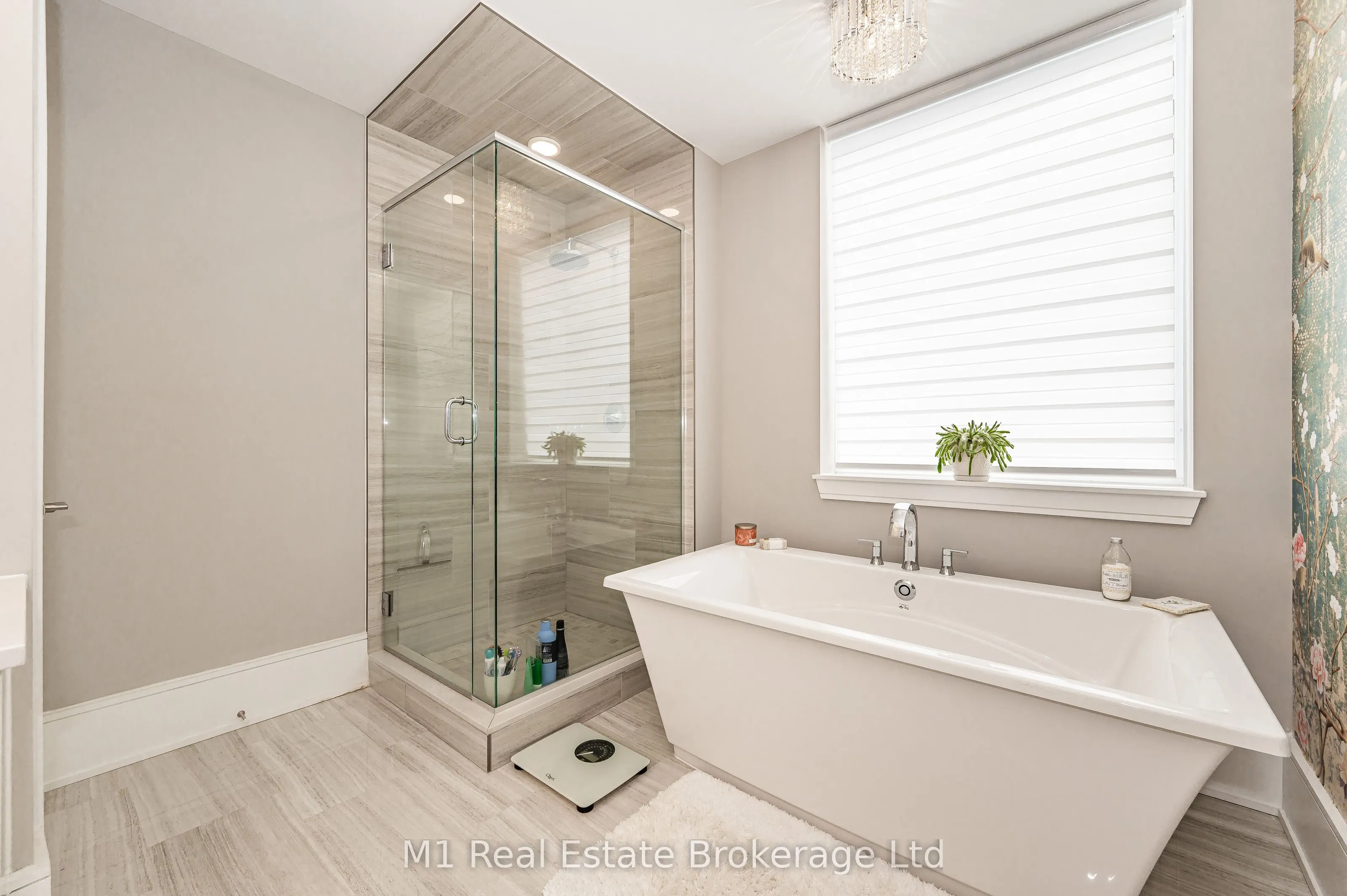 73 ARTHUR Street S, #RRC1
