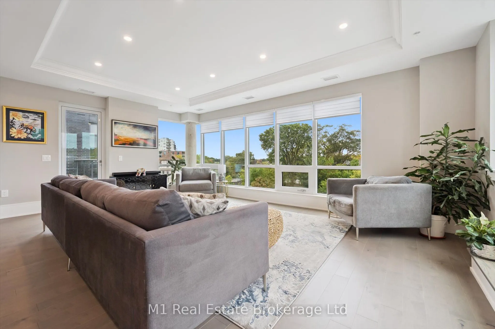 73 ARTHUR Street S, #RRC1