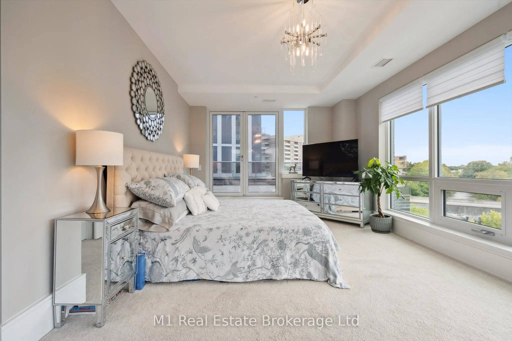 73 ARTHUR Street S, #RRC1