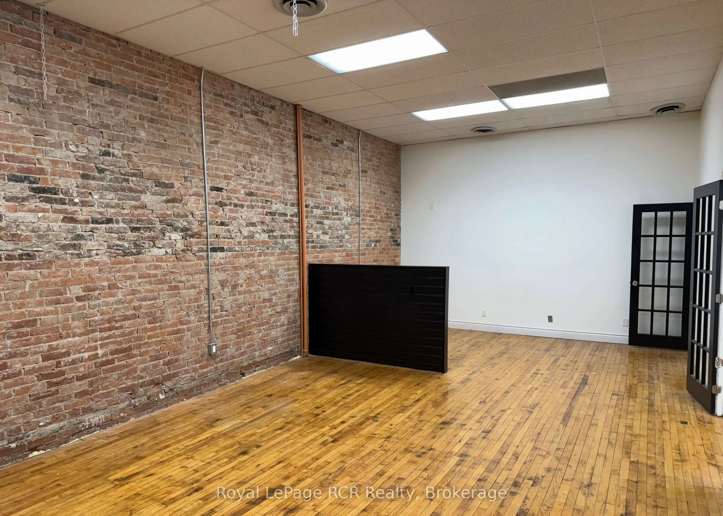 925 & 927 2ND Avenue E