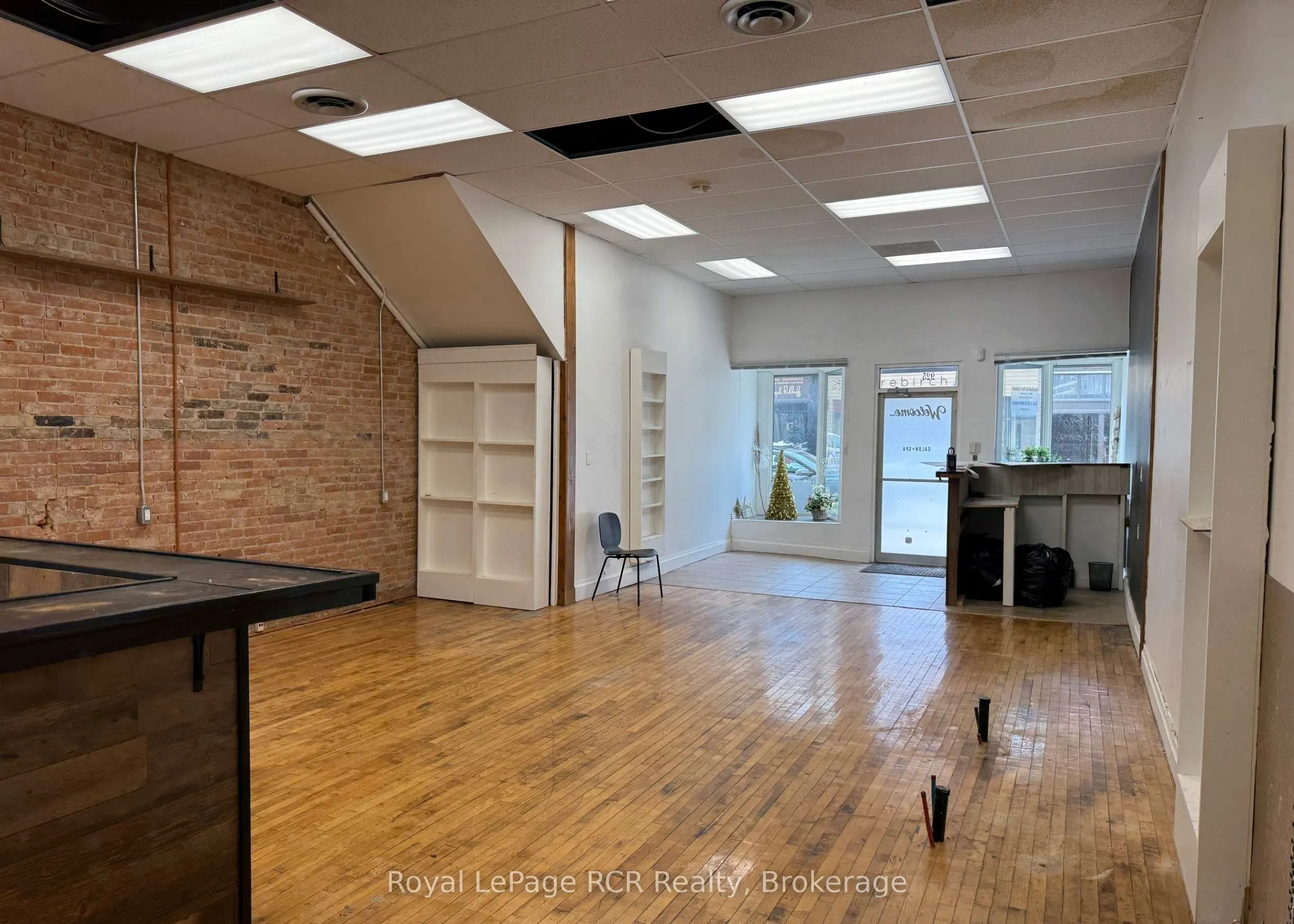 925 & 927 2ND Avenue E