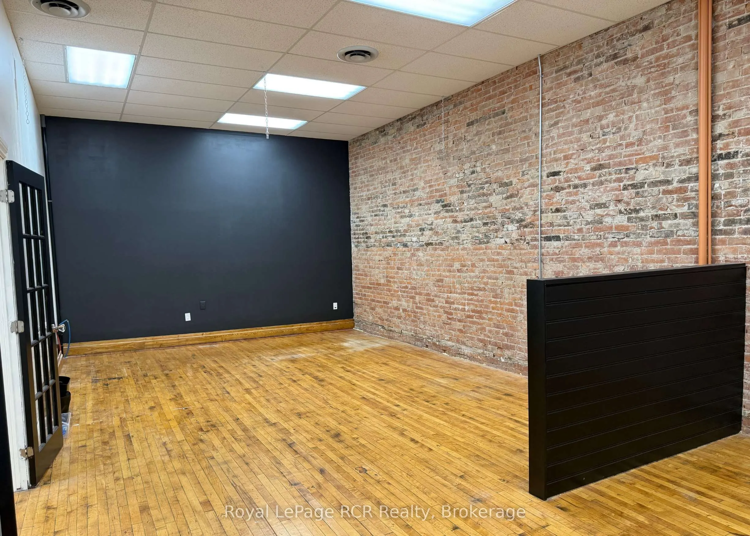925 & 927 2ND Avenue E