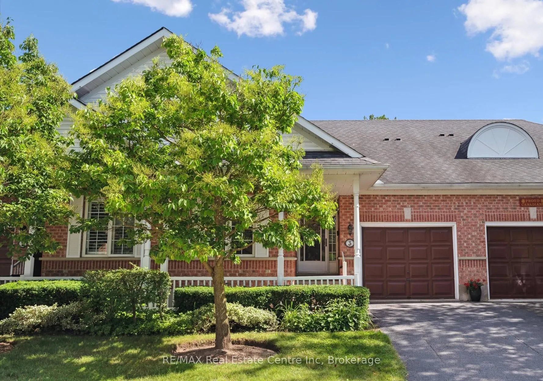 3 GARDENVIEW Court