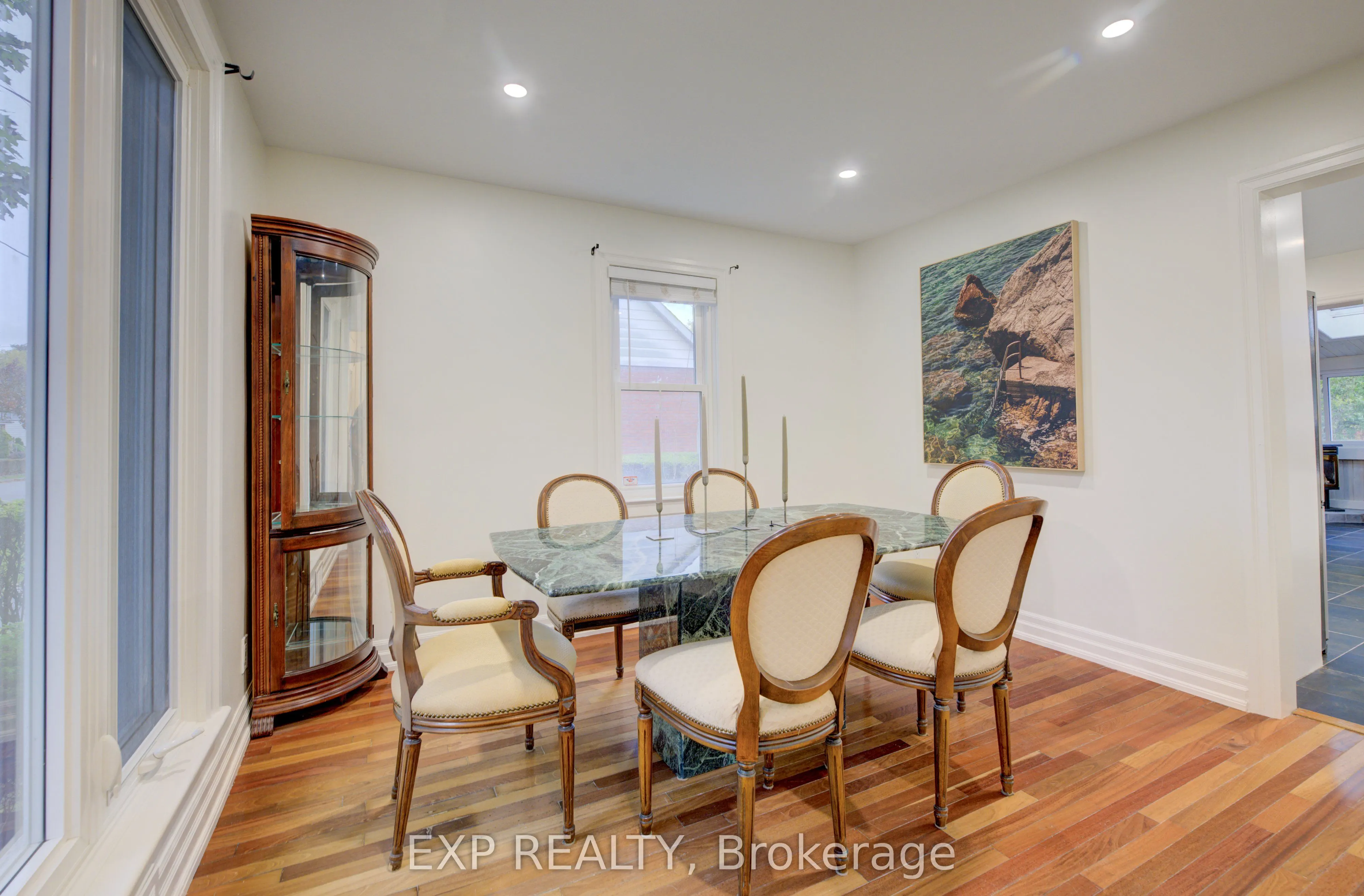 27 Dudhope Avenue