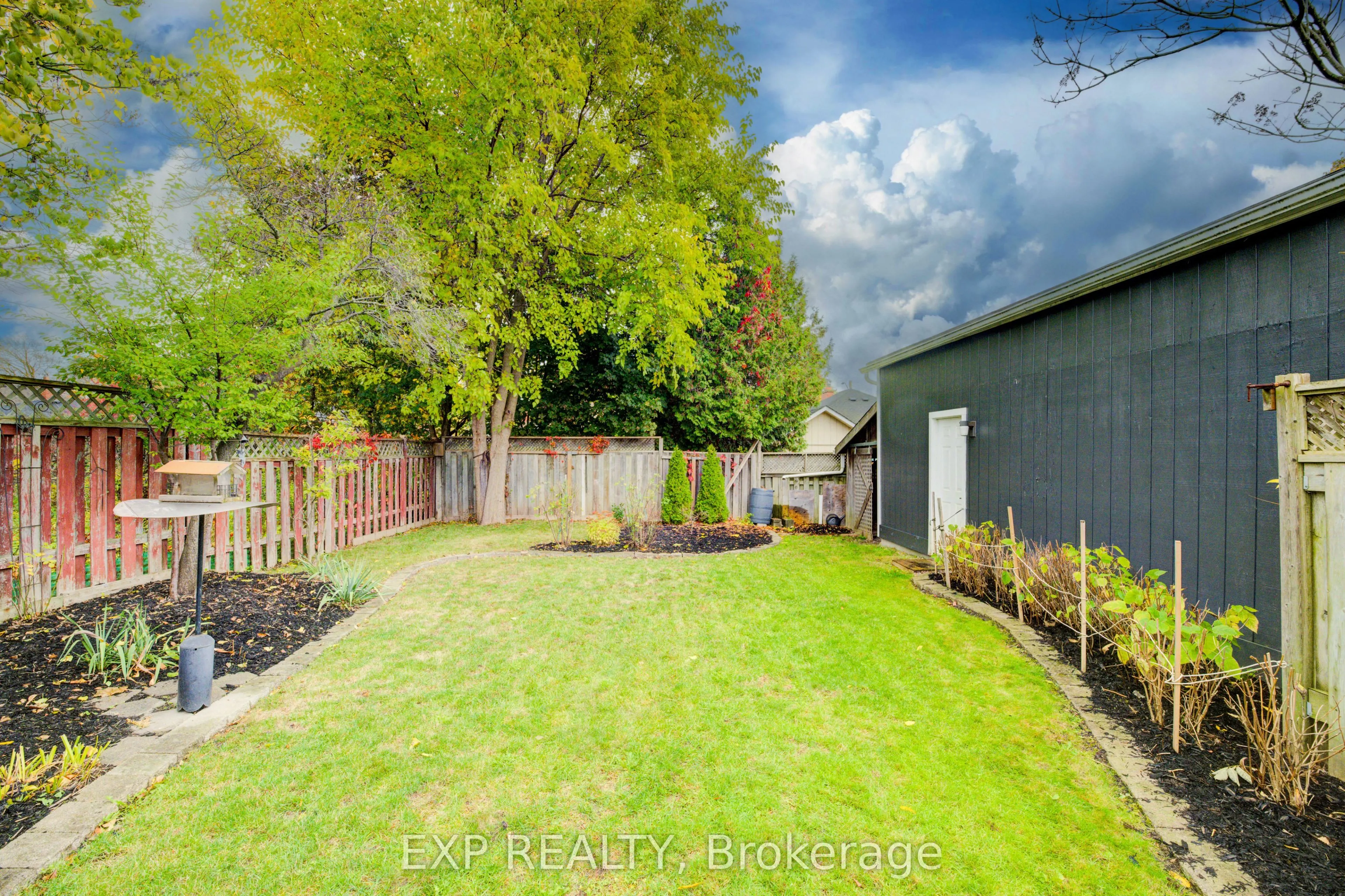 27 Dudhope Avenue