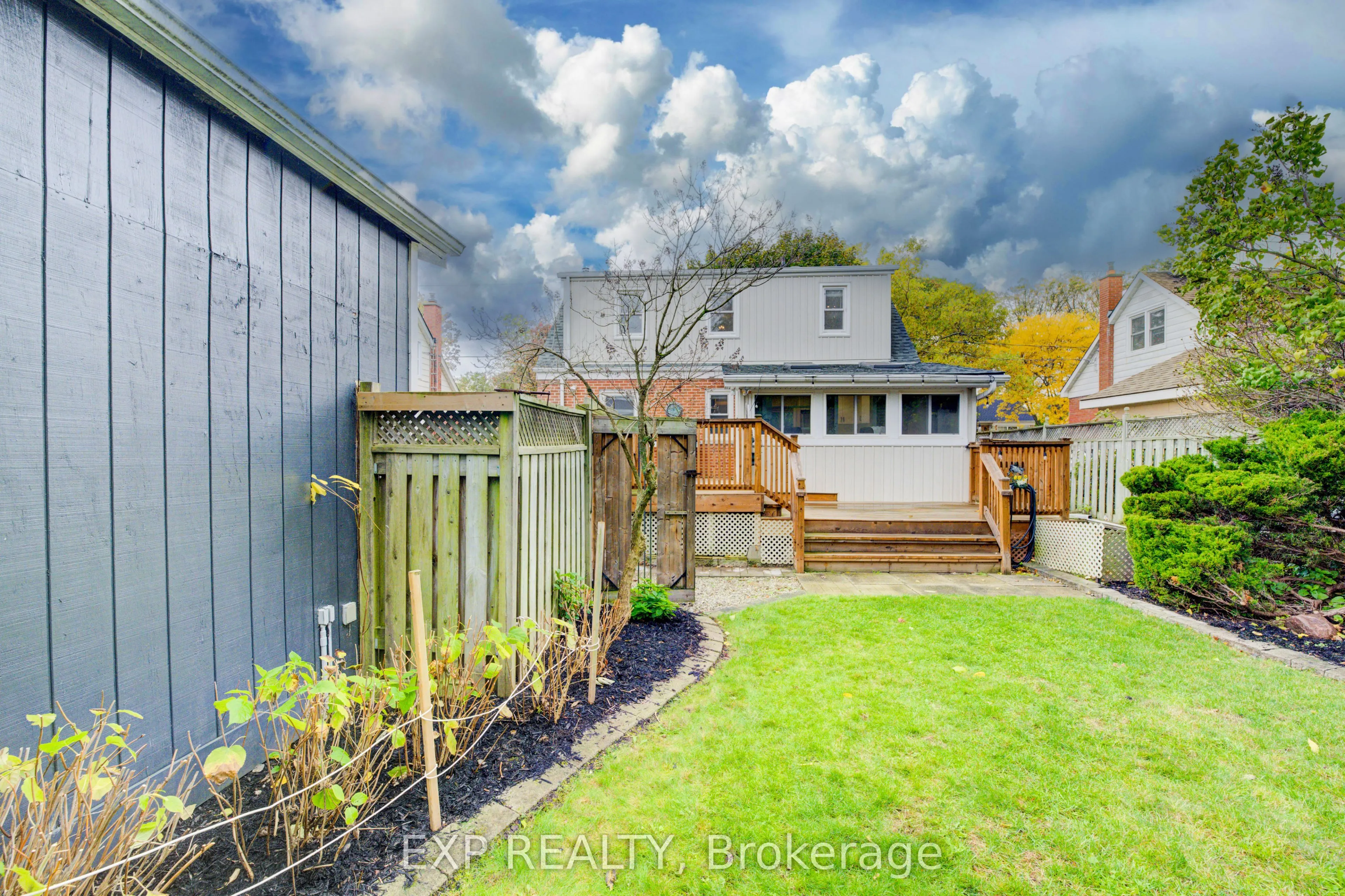 27 Dudhope Avenue