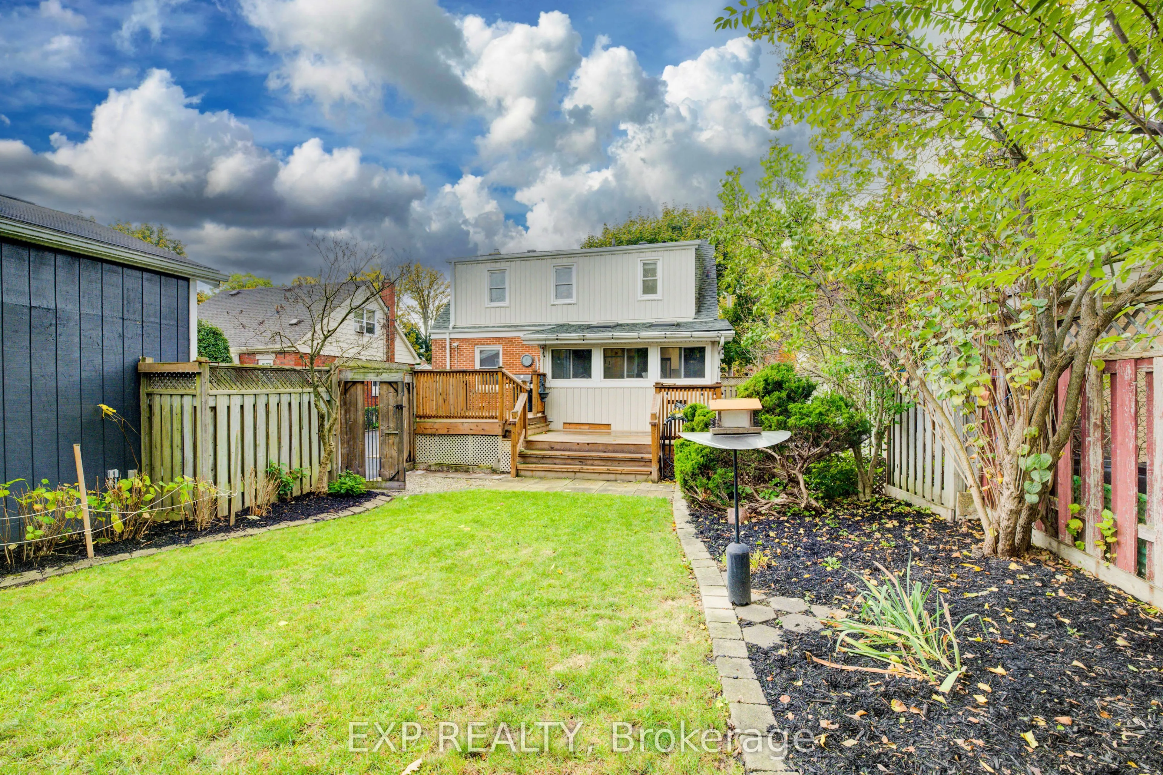 27 Dudhope Avenue