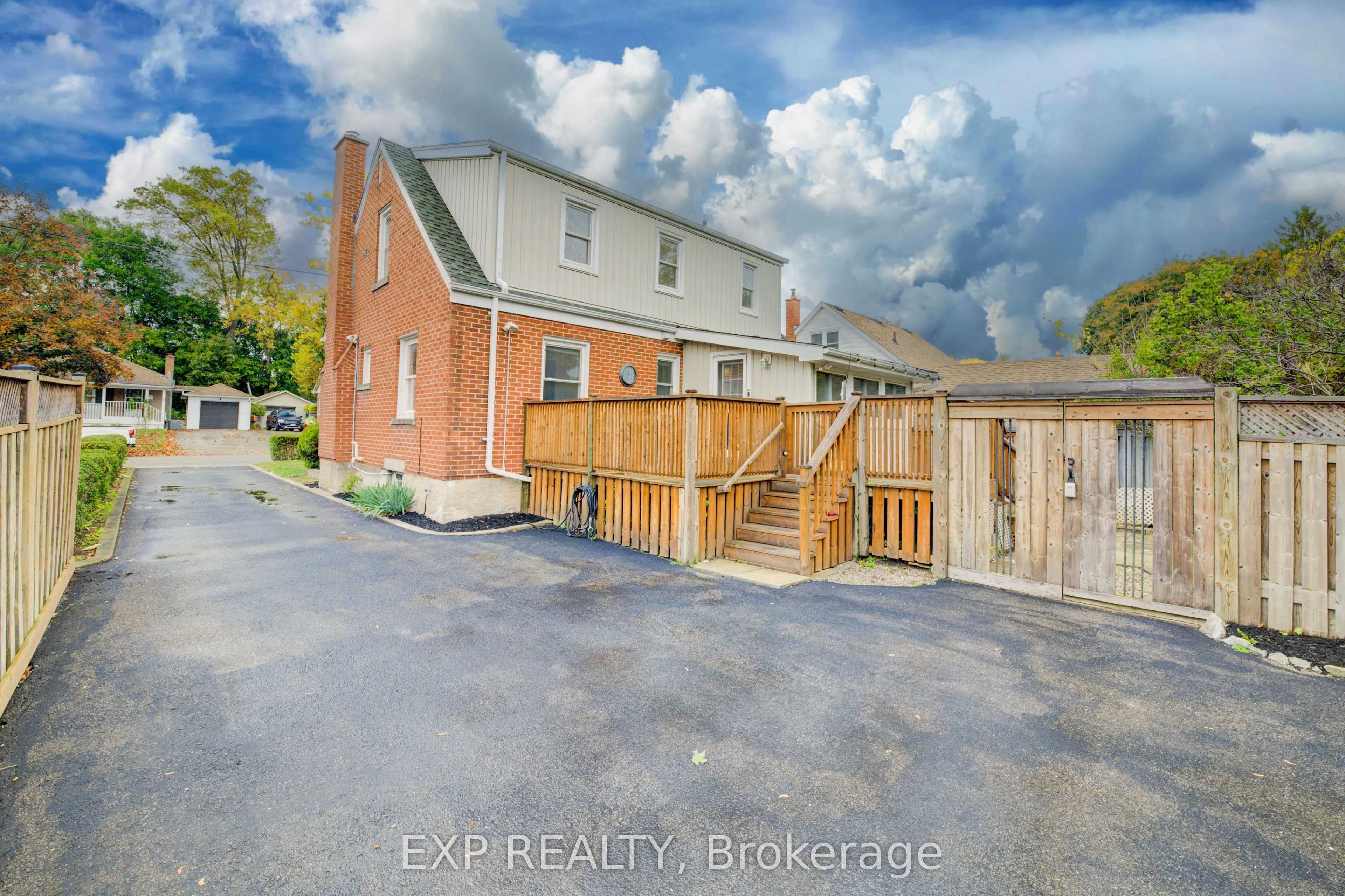 27 Dudhope Avenue
