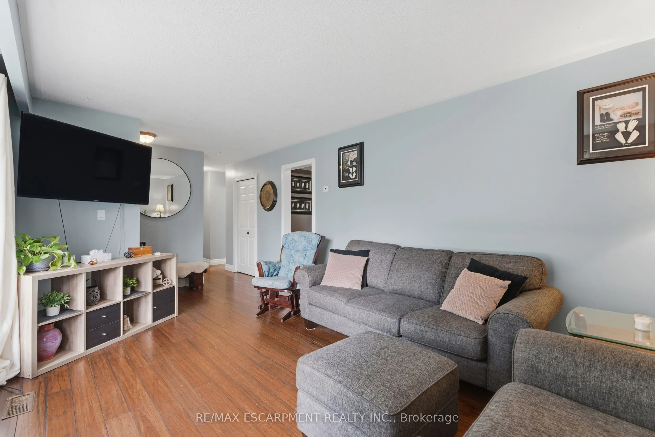 62 OSWEGO PARK Road