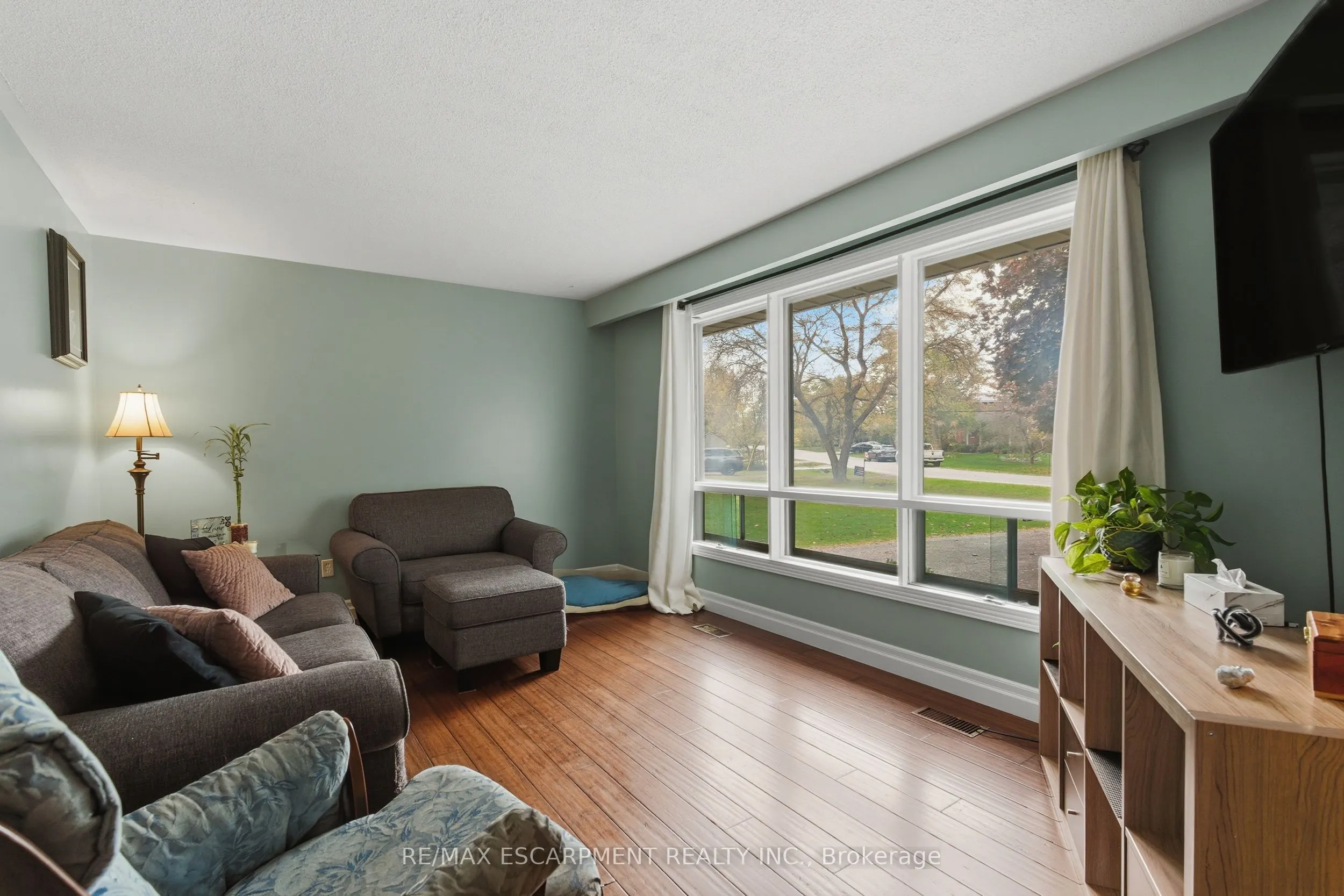 62 OSWEGO PARK Road