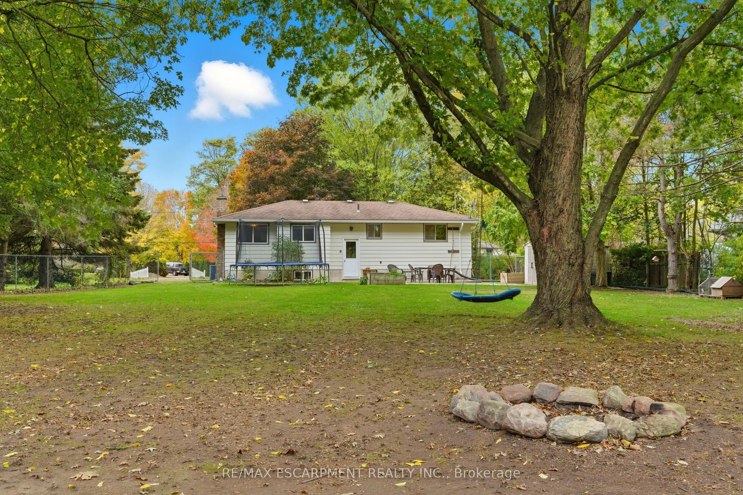 62 OSWEGO PARK Road