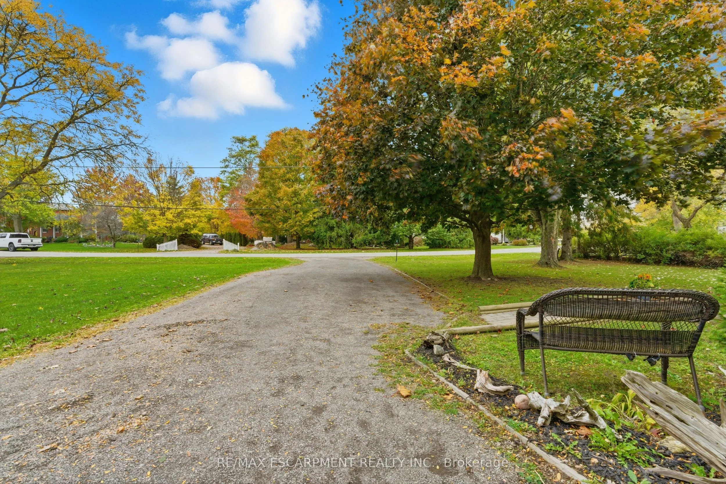 62 OSWEGO PARK Road