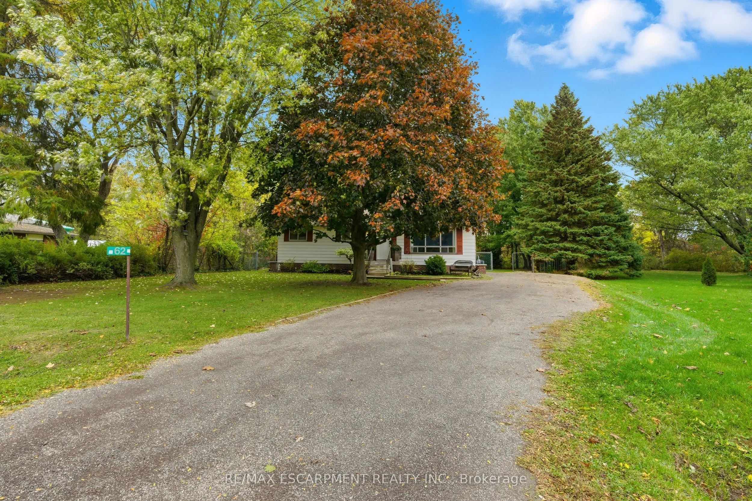 62 OSWEGO PARK Road