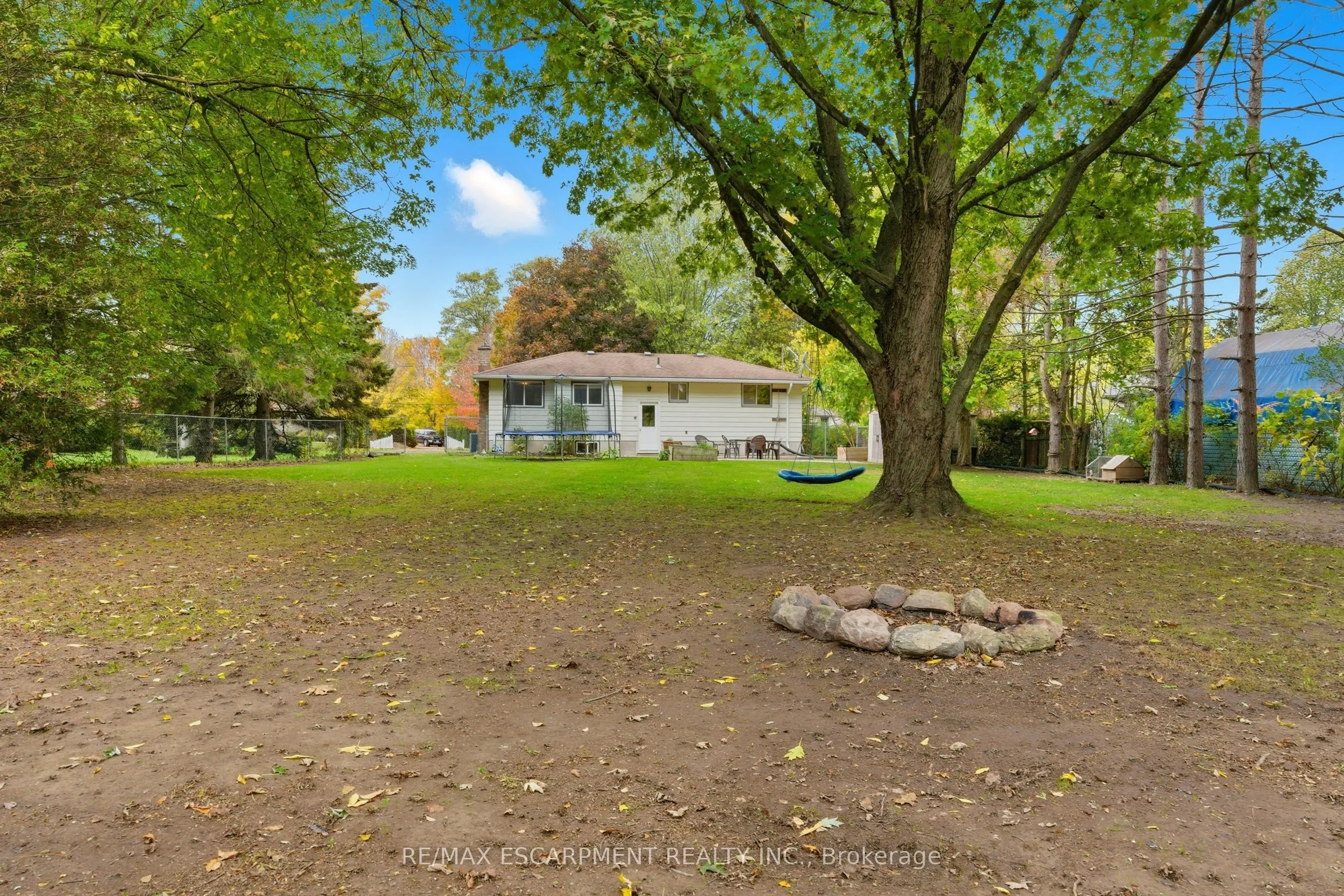 62 OSWEGO PARK Road