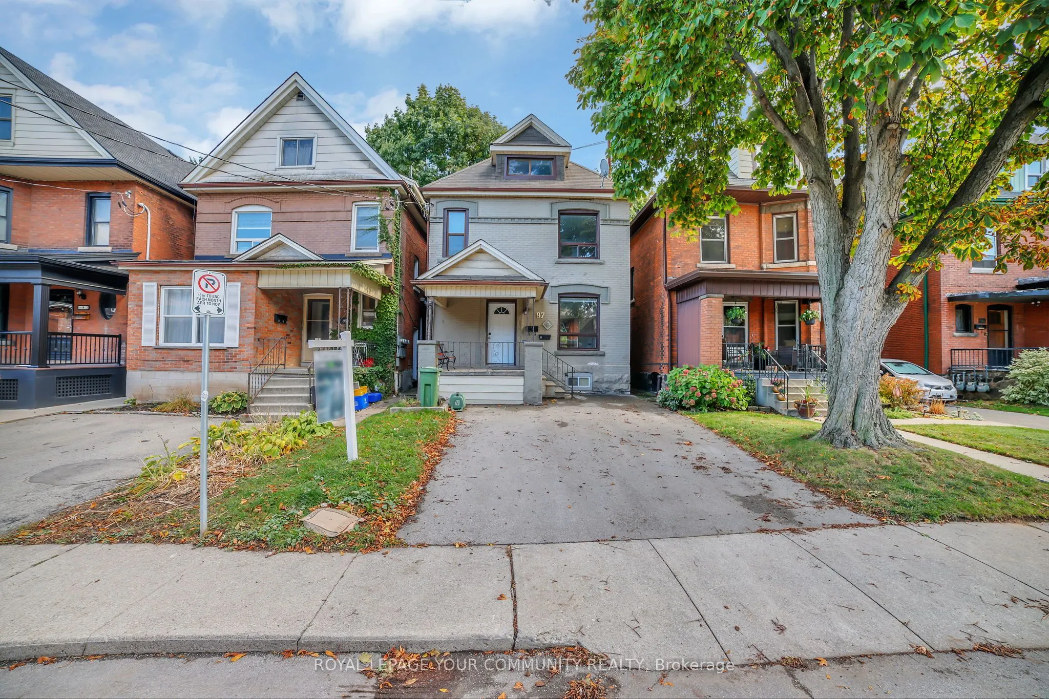 97 Garfield Avenue S