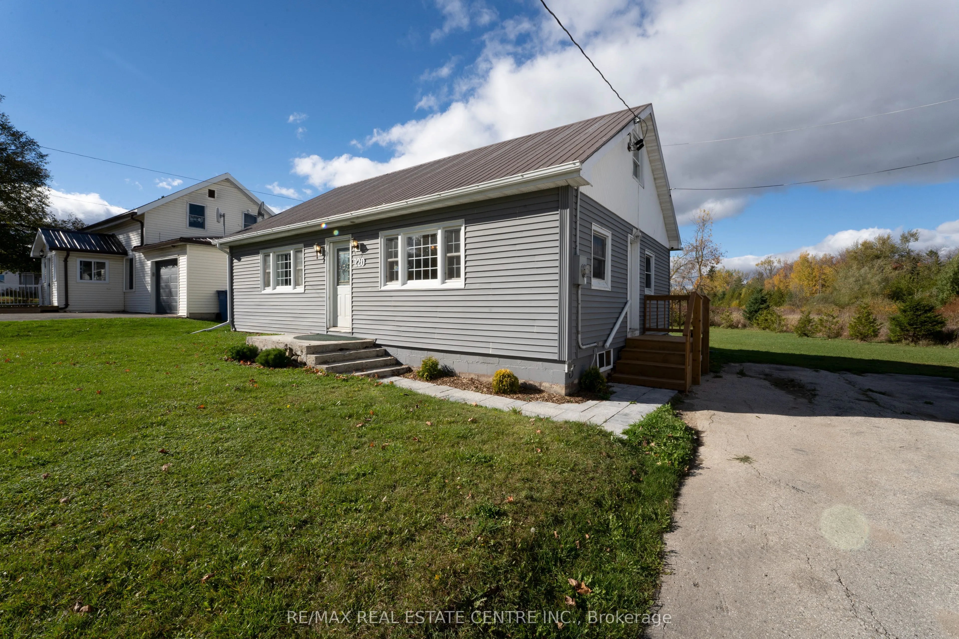 220 Owen Sound Street