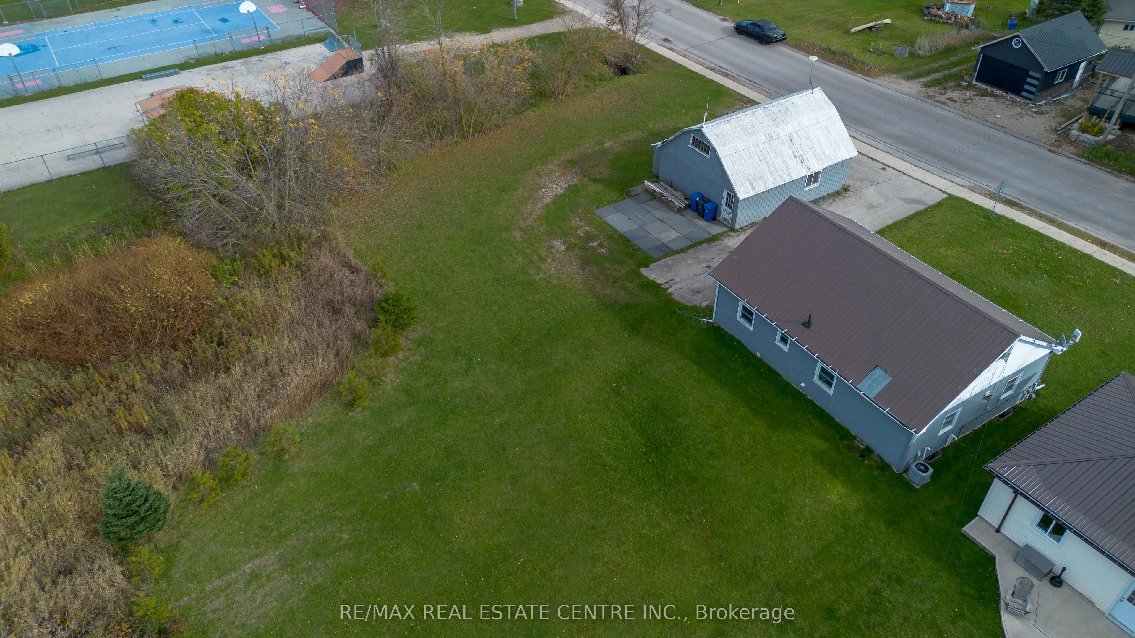 220 Owen Sound Street