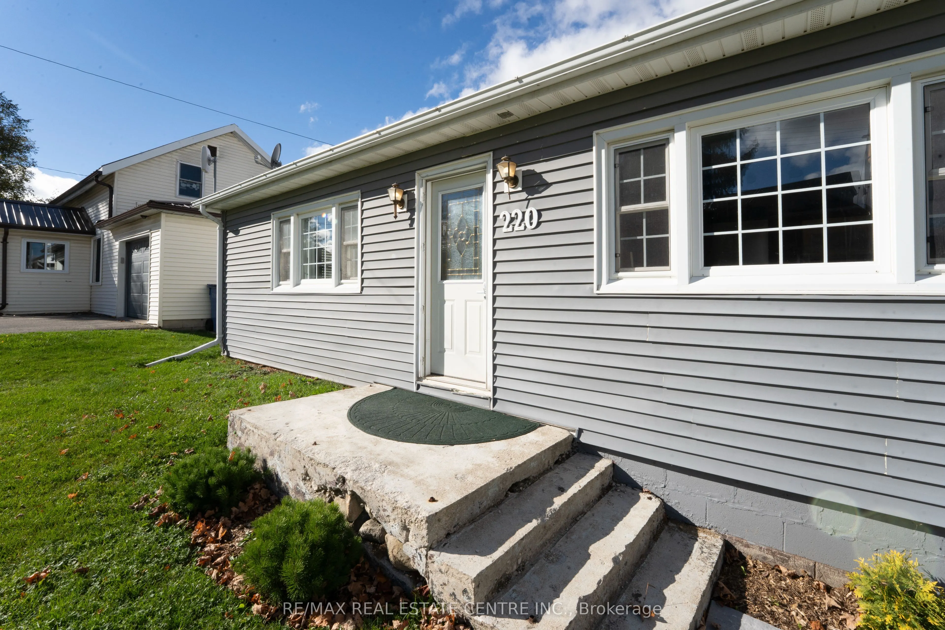 220 Owen Sound Street