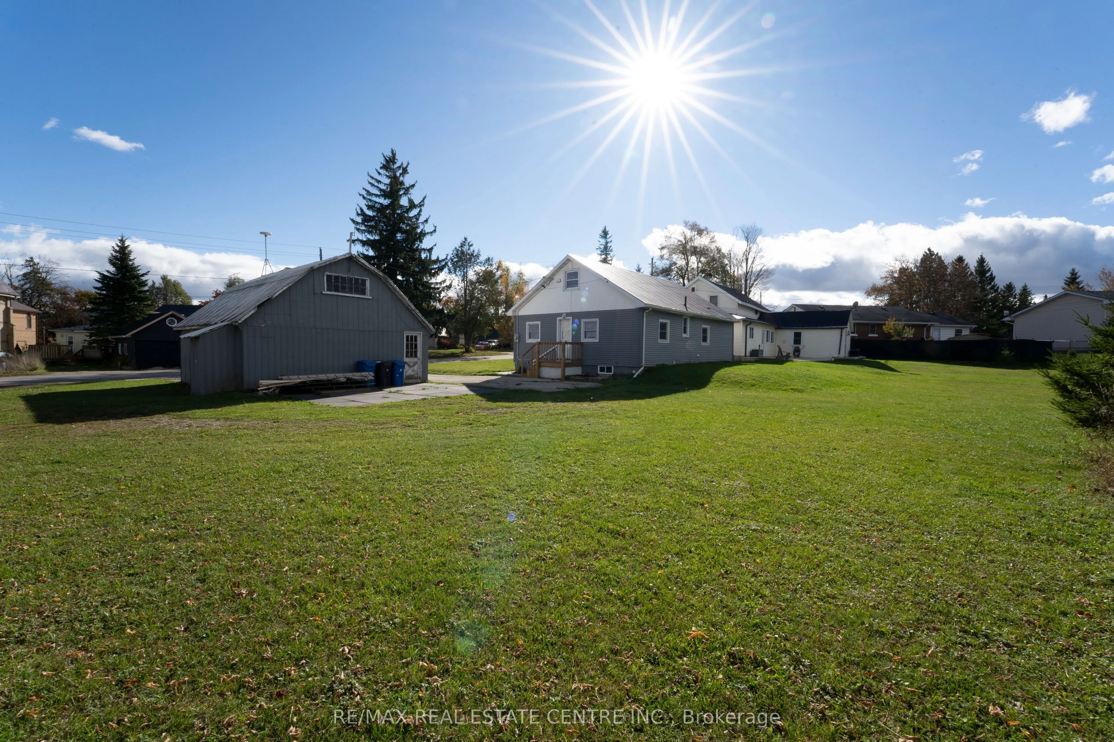 220 Owen Sound Street