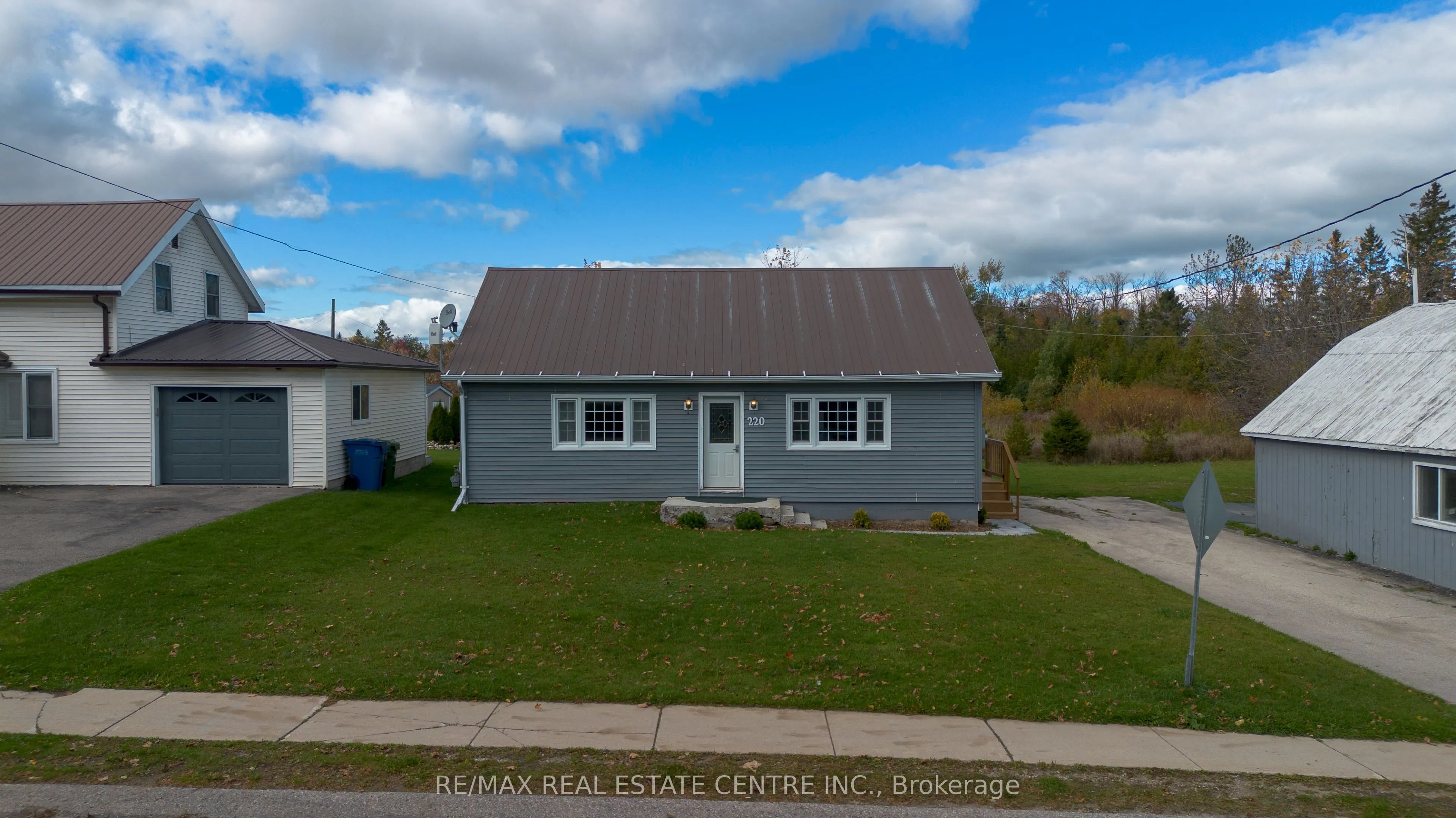 220 Owen Sound Street