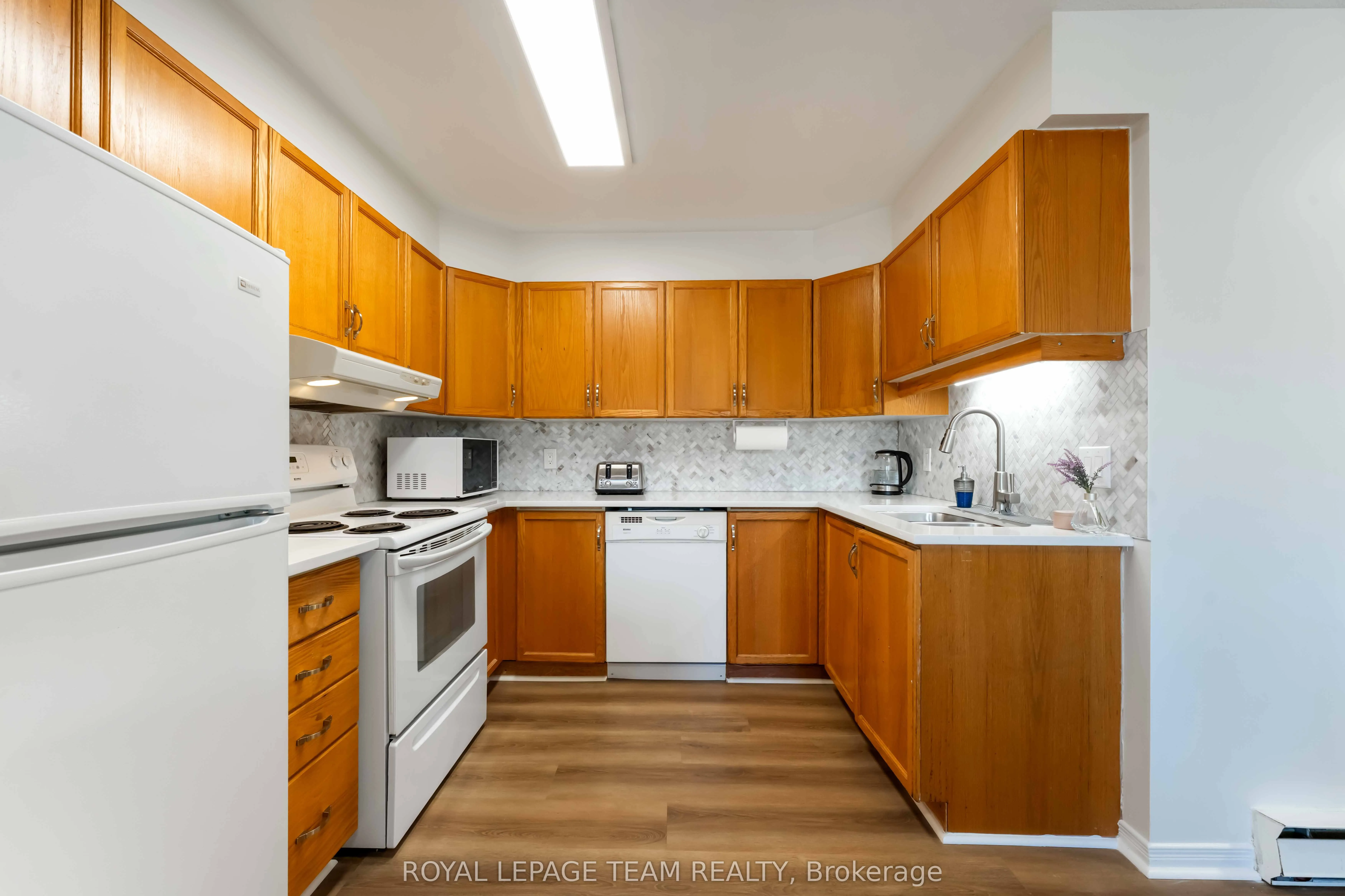 495 Canteval Terrace, #203