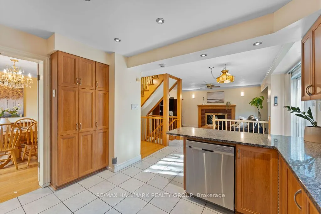 1040 Karsh Drive