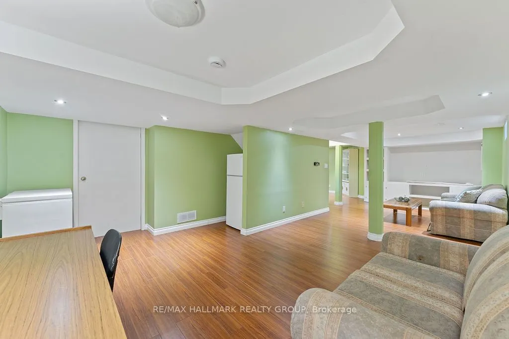 1040 Karsh Drive