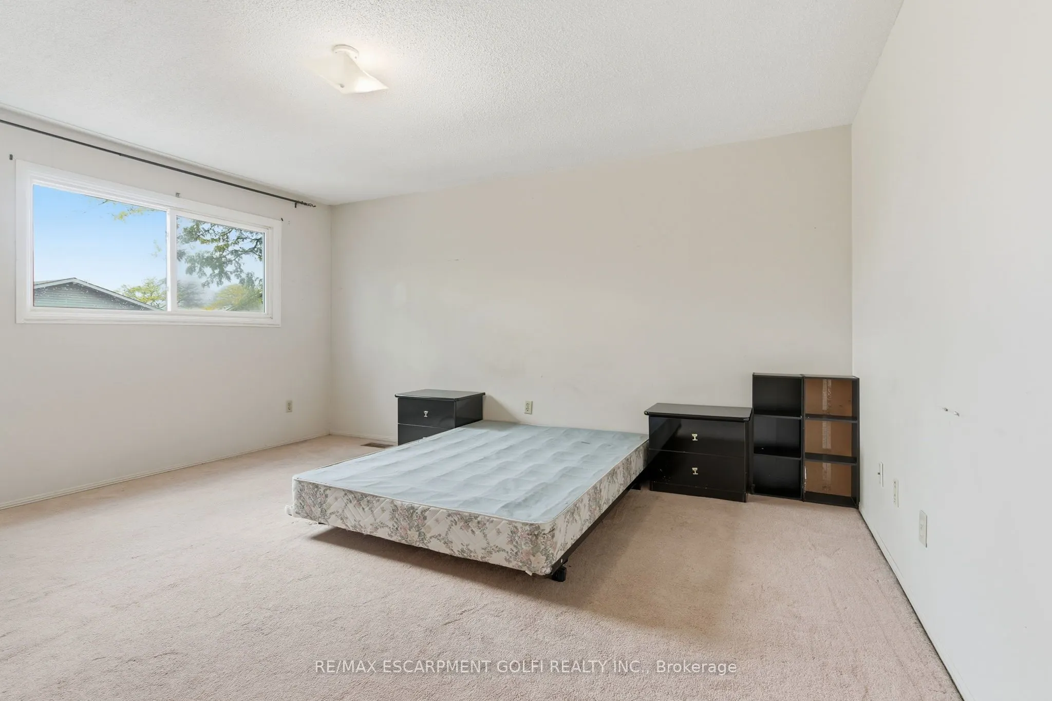 15 Derby Street, #12