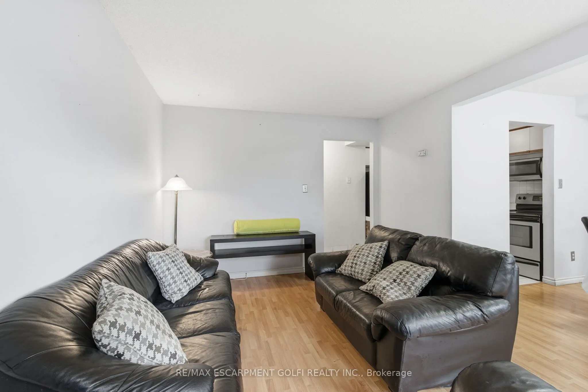 15 Derby Street, #12