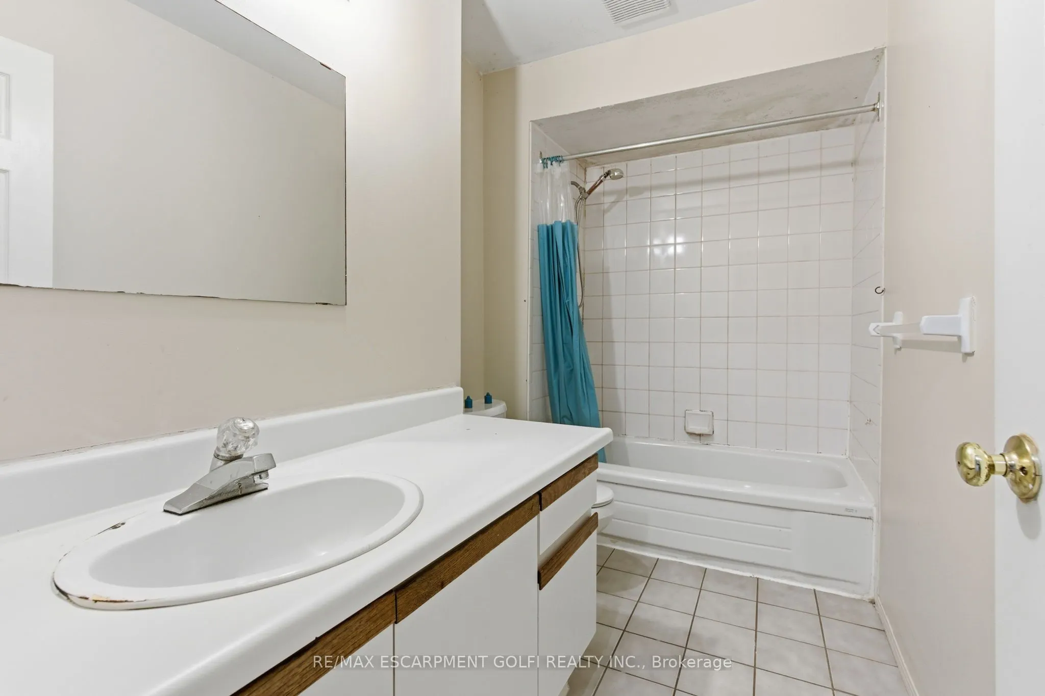 15 Derby Street, #12