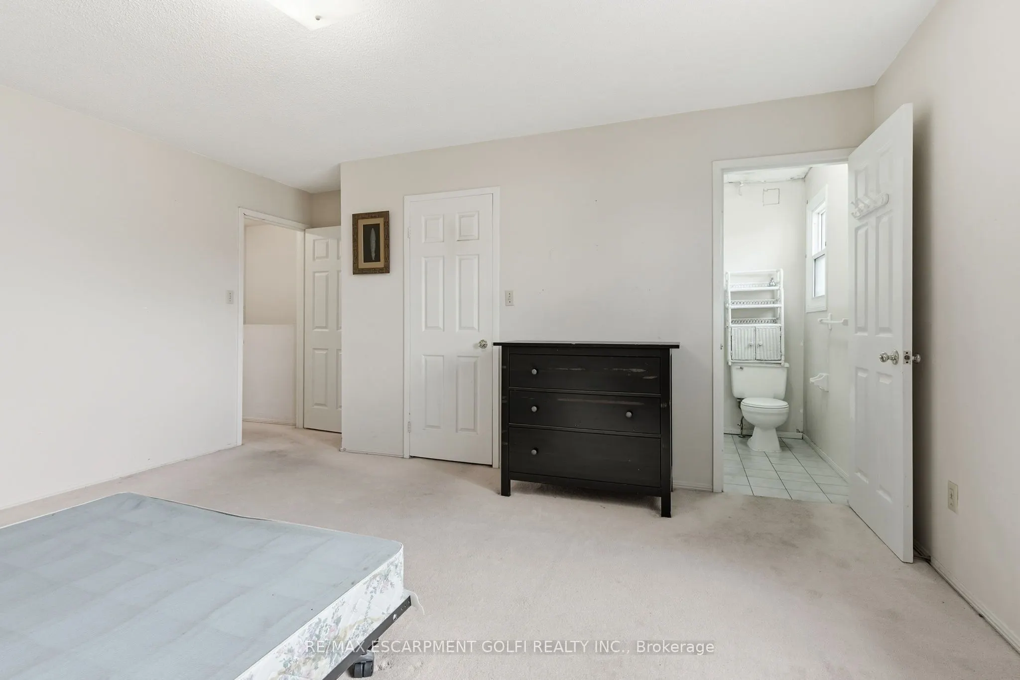 15 Derby Street, #12