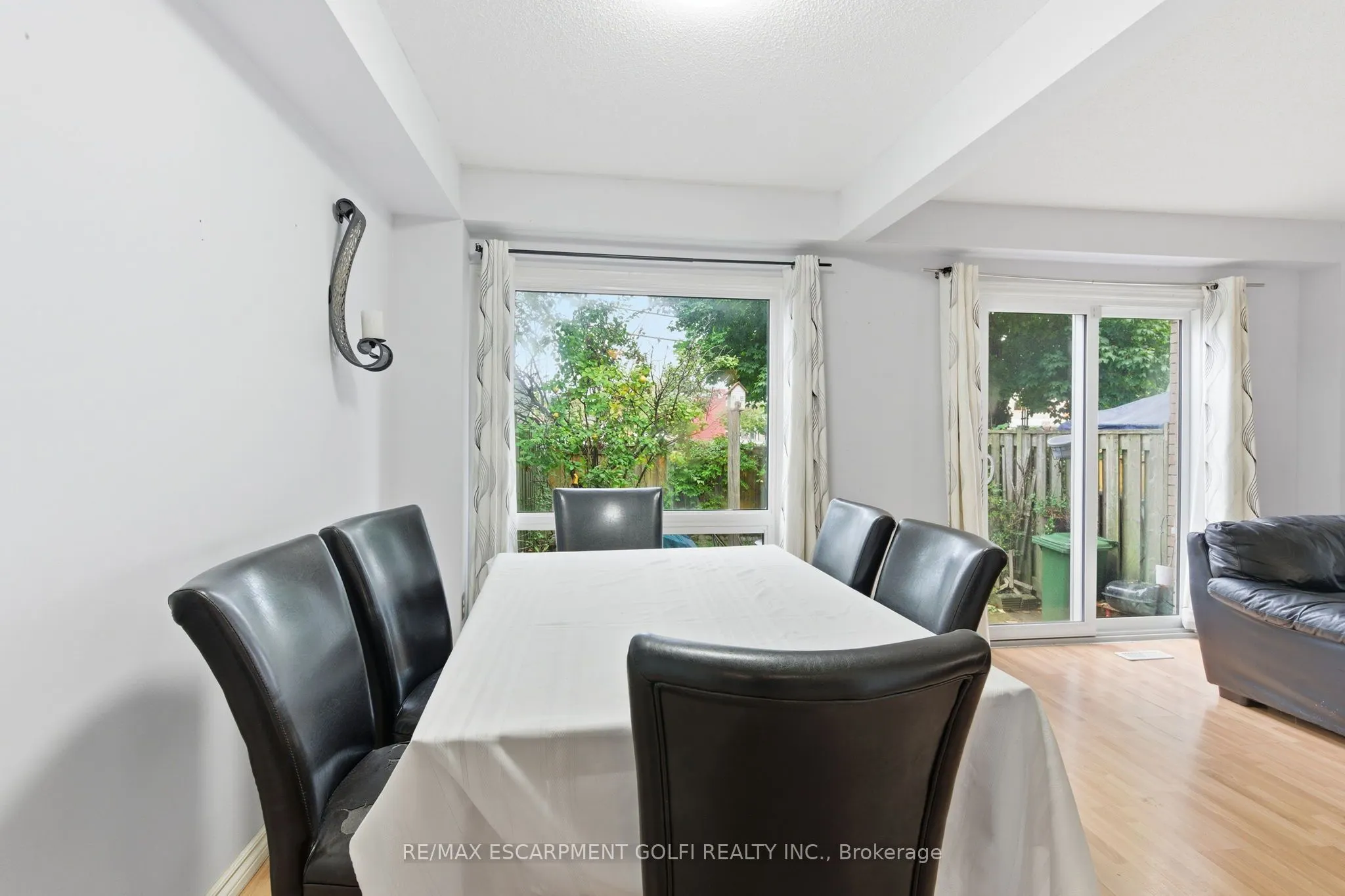 15 Derby Street, #12