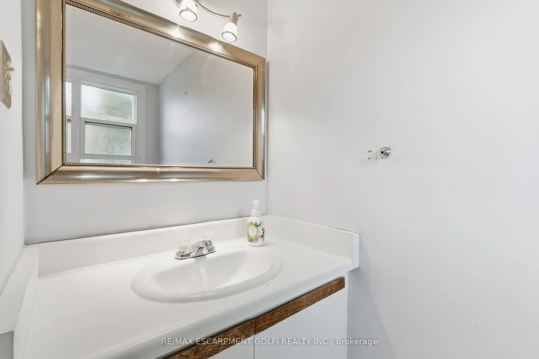 15 Derby Street, #12