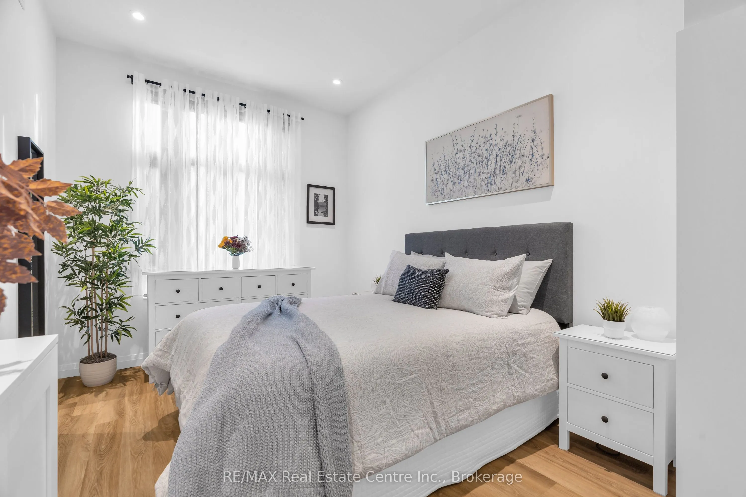 525 New Dundee Road, #101