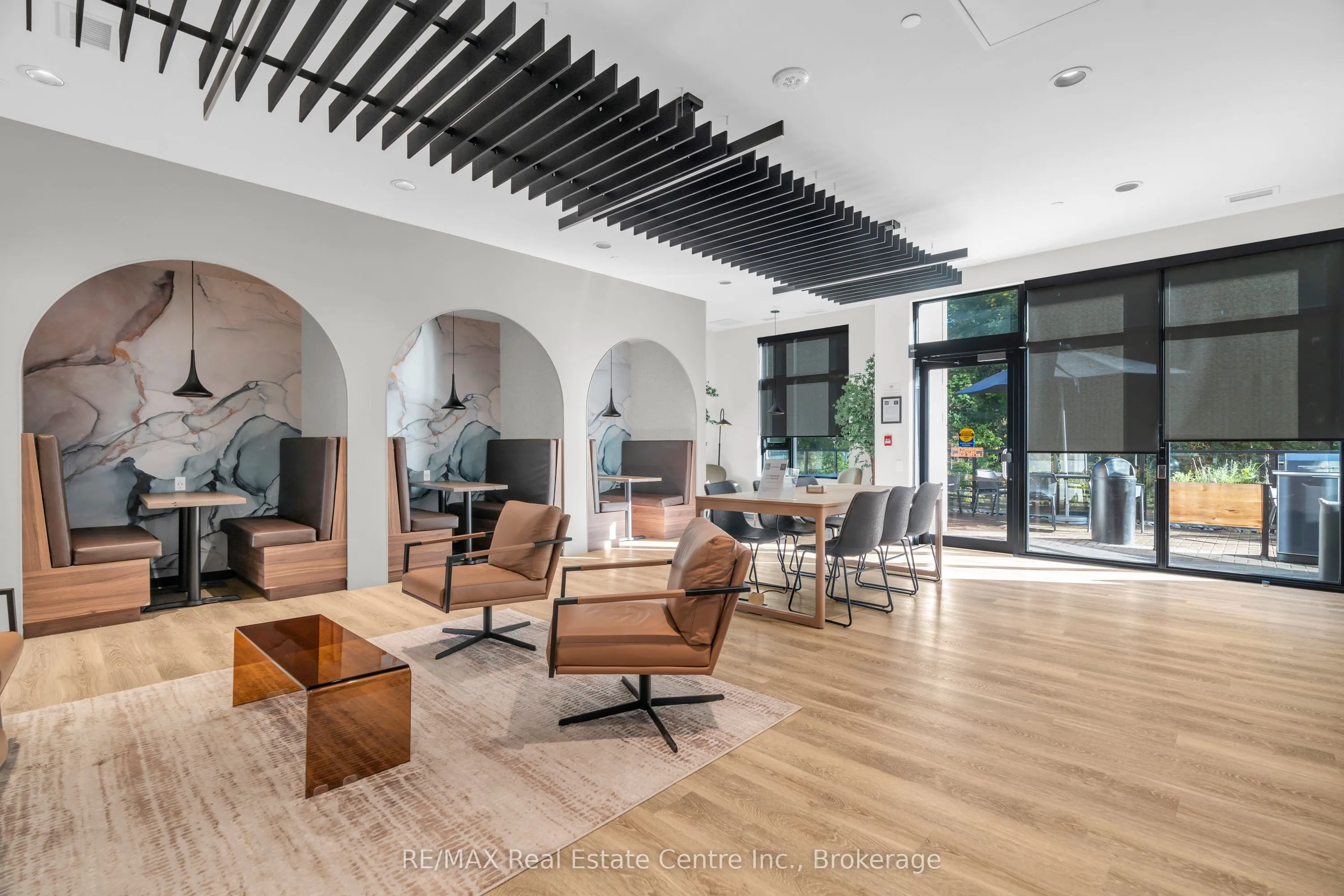 525 New Dundee Road, #101