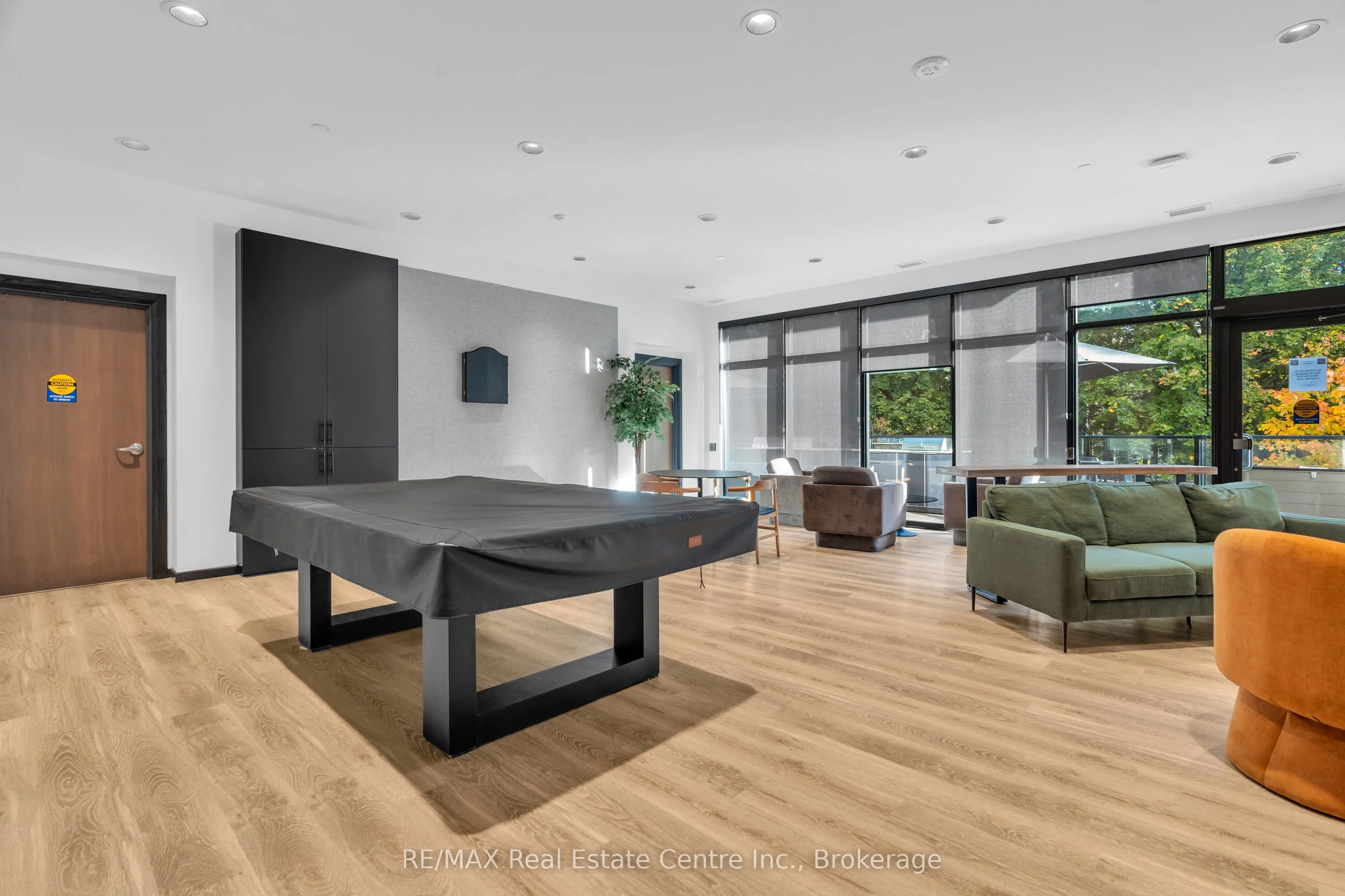 525 New Dundee Road, #101