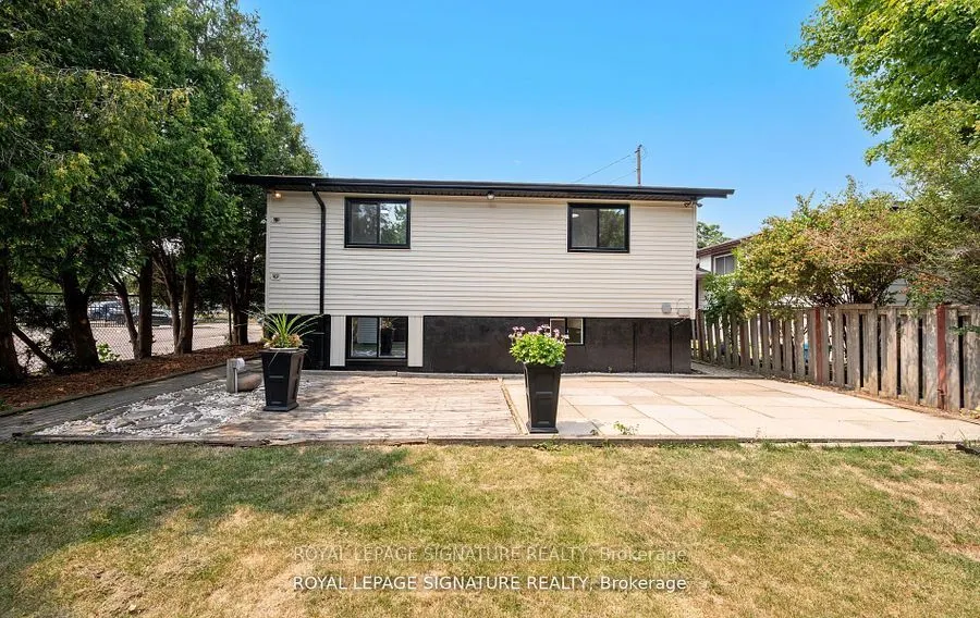 105 Lilacside Drive