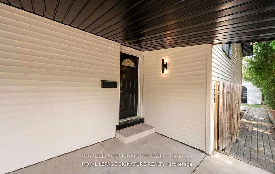 105 Lilacside Drive