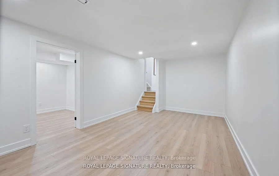 105 Lilacside Drive