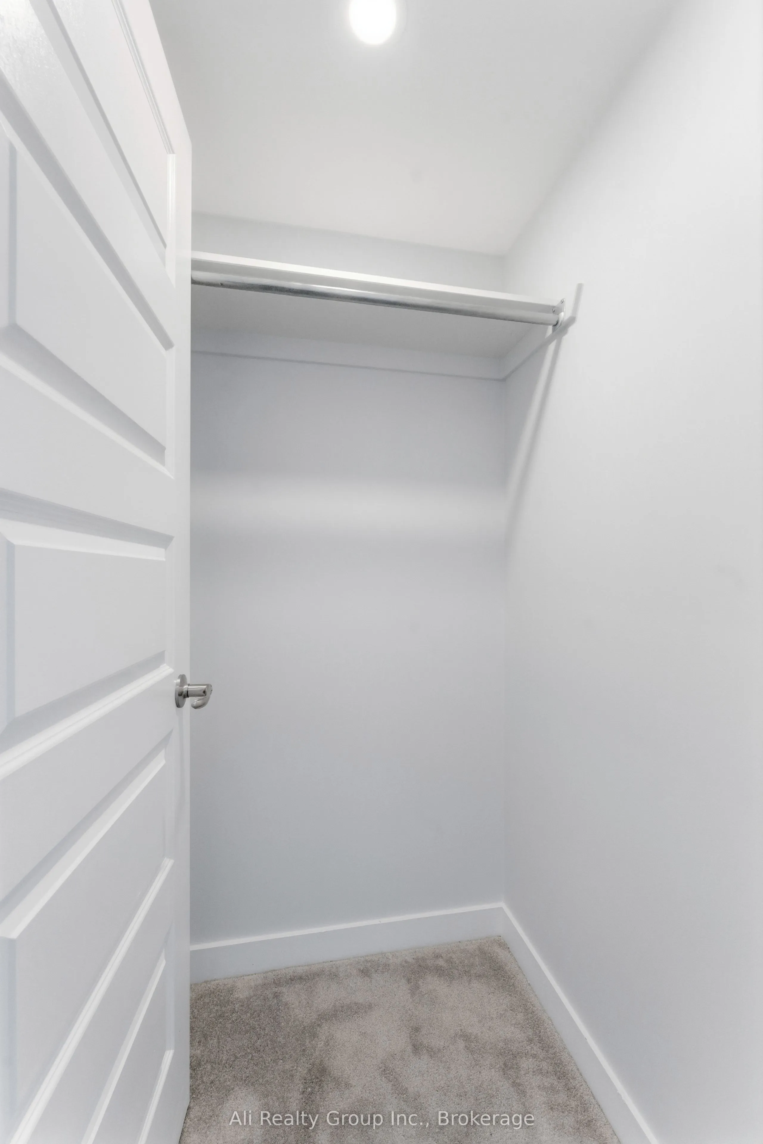 750 Kinstead Private
