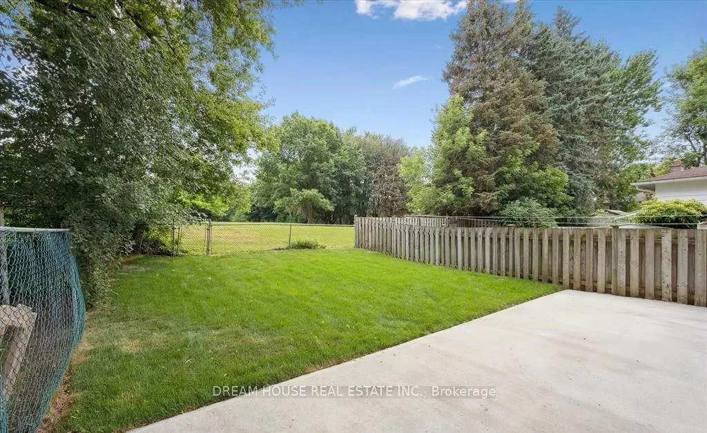 71 Overlea Drive