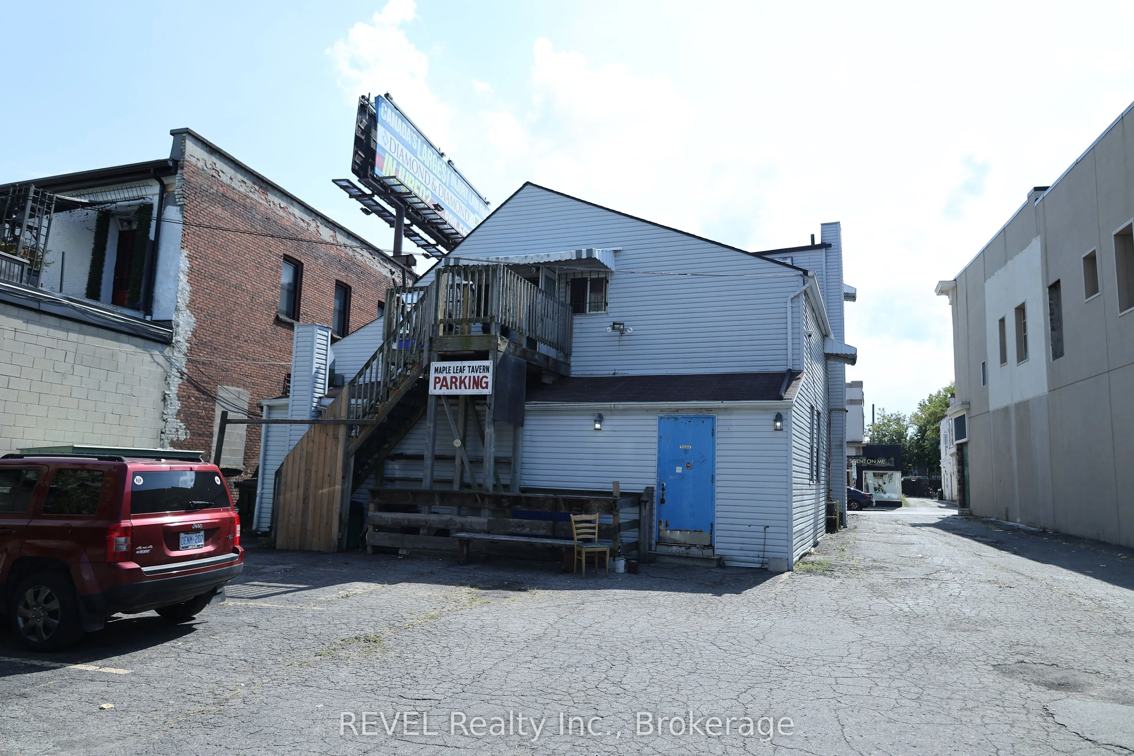 5829 Ferry Street