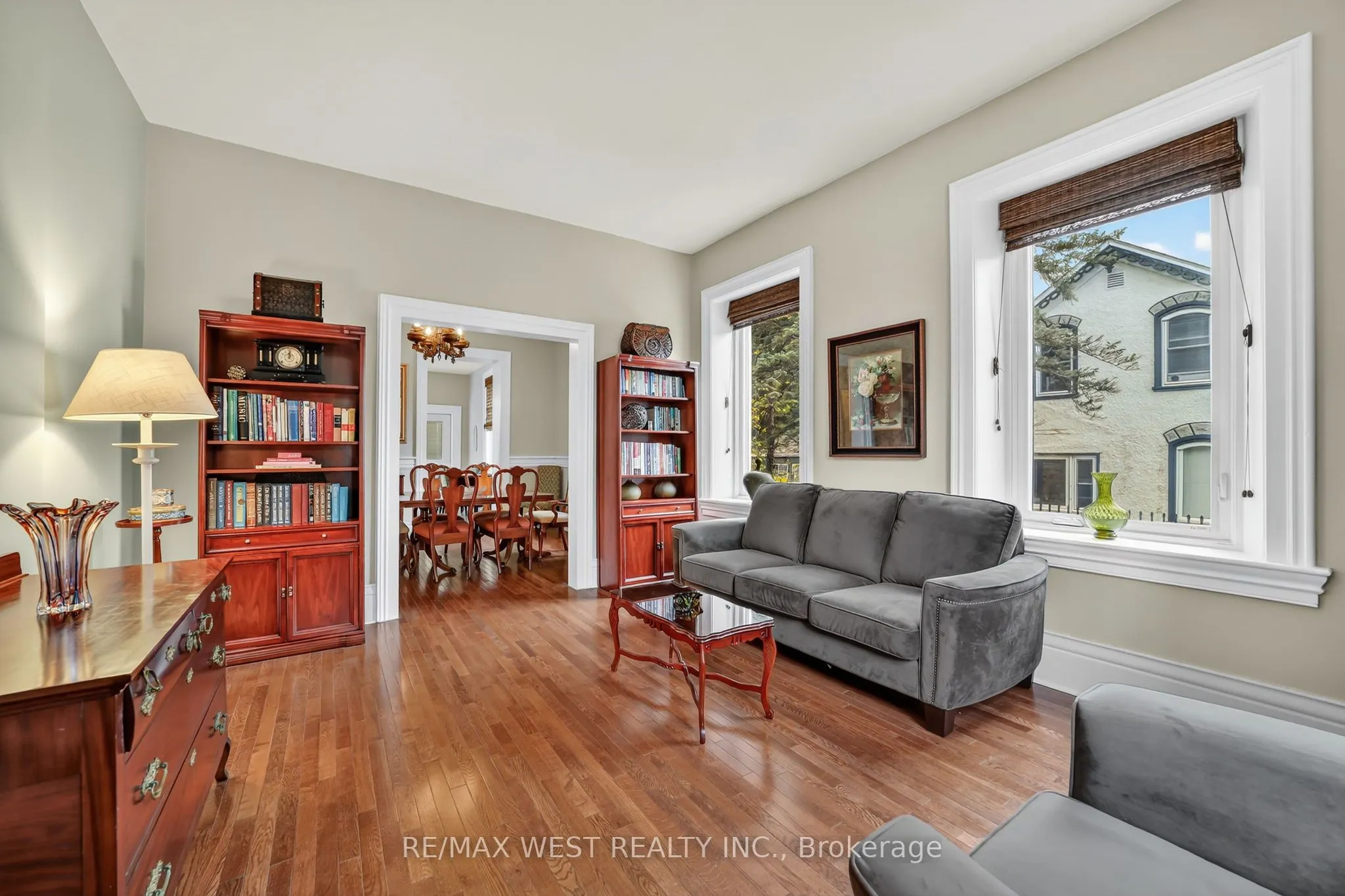 72 Banfield Street S