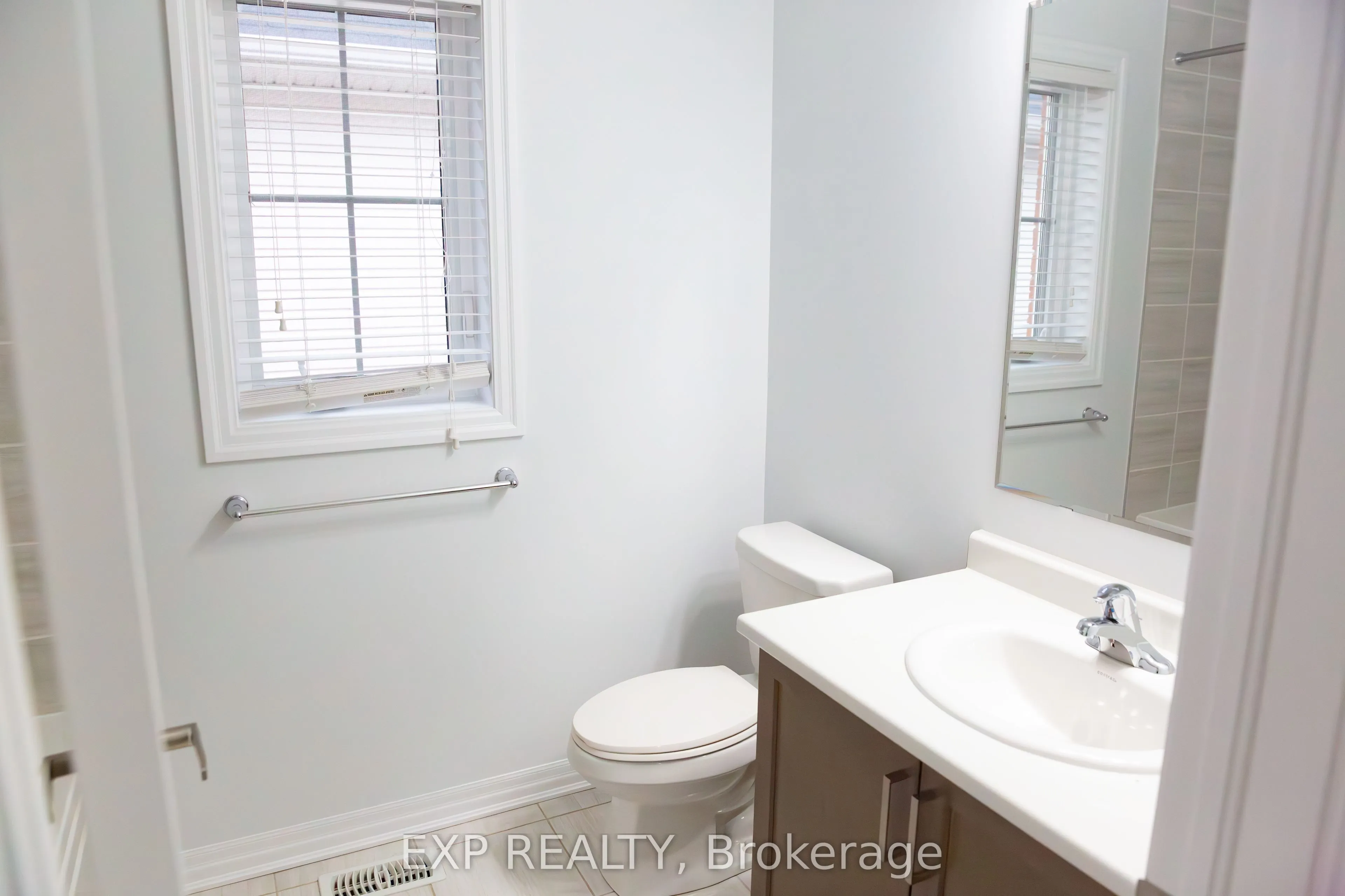 230 Avonsyde Boulevard, #17