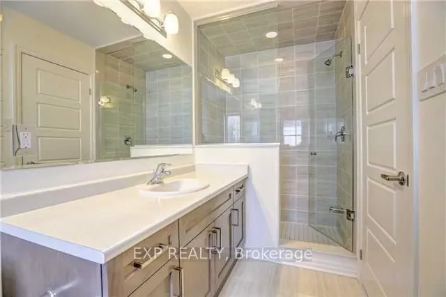 230 Avonsyde Boulevard, #17
