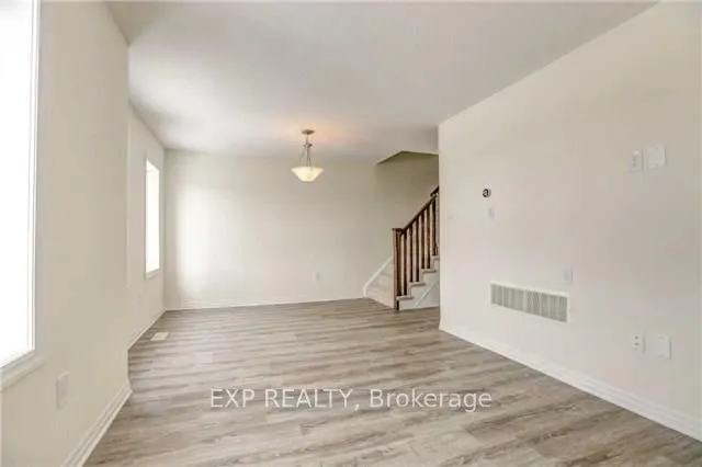 230 Avonsyde Boulevard, #17